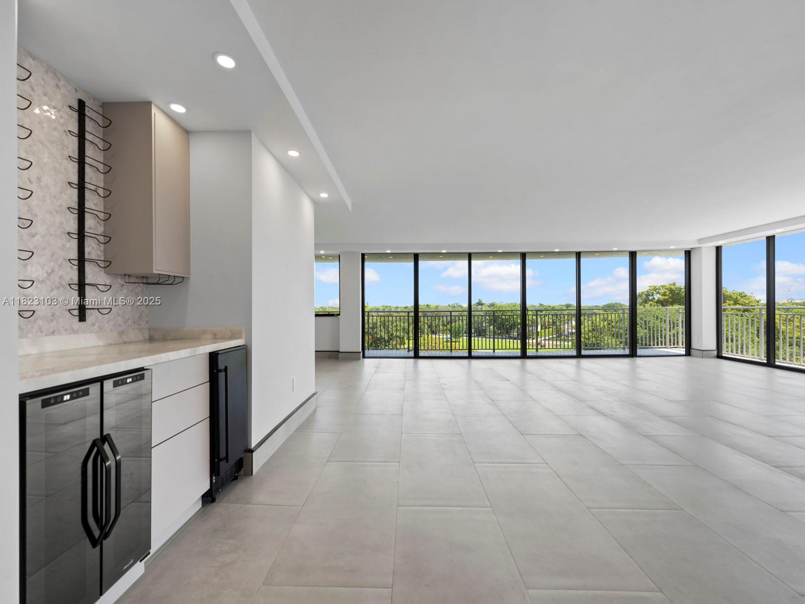 700 Coral Way #5 Coral Gables, FL 33134