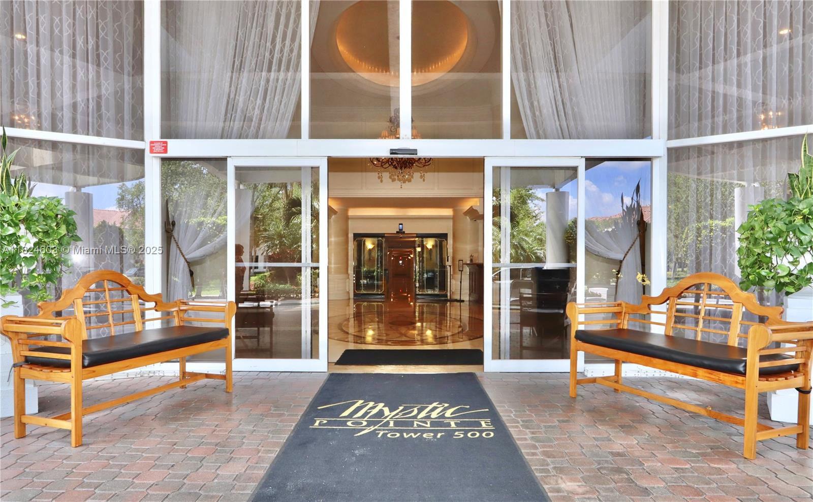 3530 Mystic Pointe Dr #506