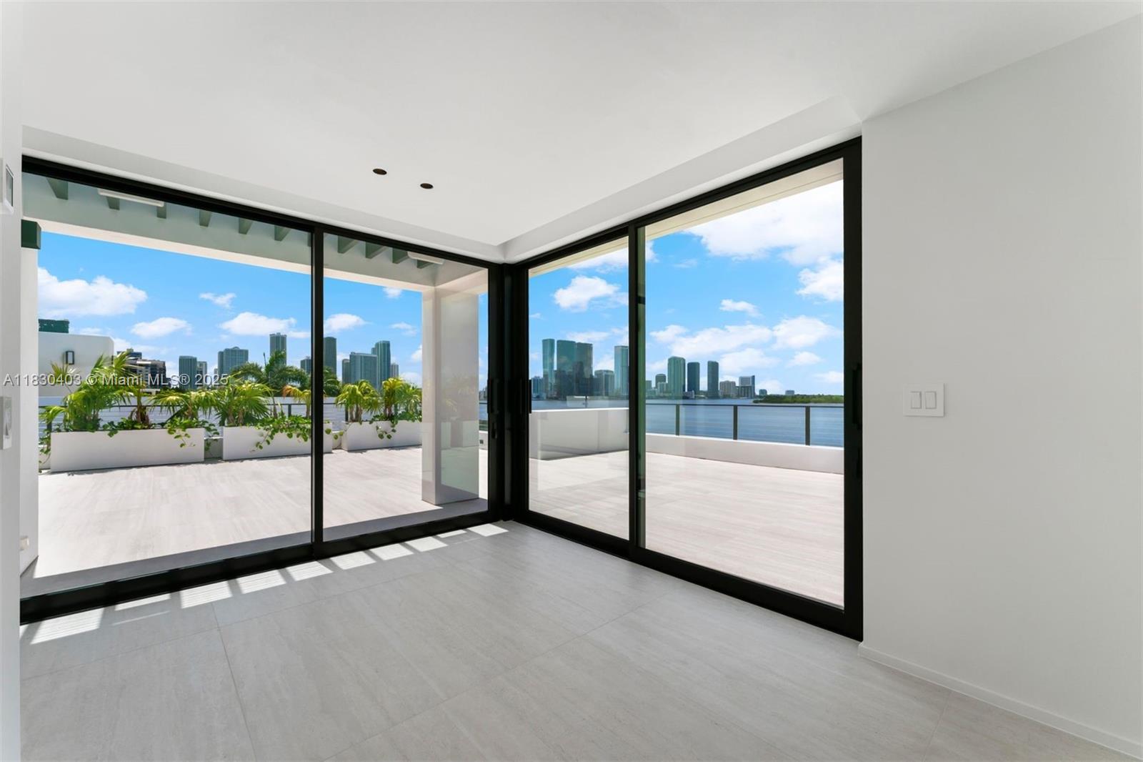 1045 N Venetian Dr Miami, FL 33139 1045 N Venetian Dr Miami, FL 33139