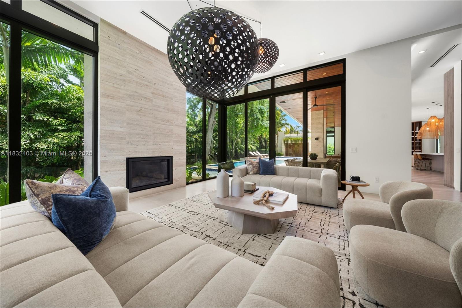 7610 SW 48th Ct Miami, FL 33143 7610 SW 48th Ct Miami, FL 33143