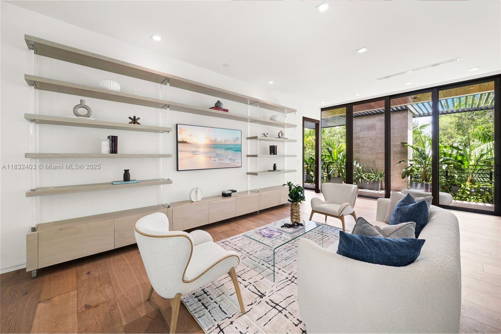 7610 SW 48th Ct Miami, FL 33143 7610 SW 48th Ct Miami, FL 33143