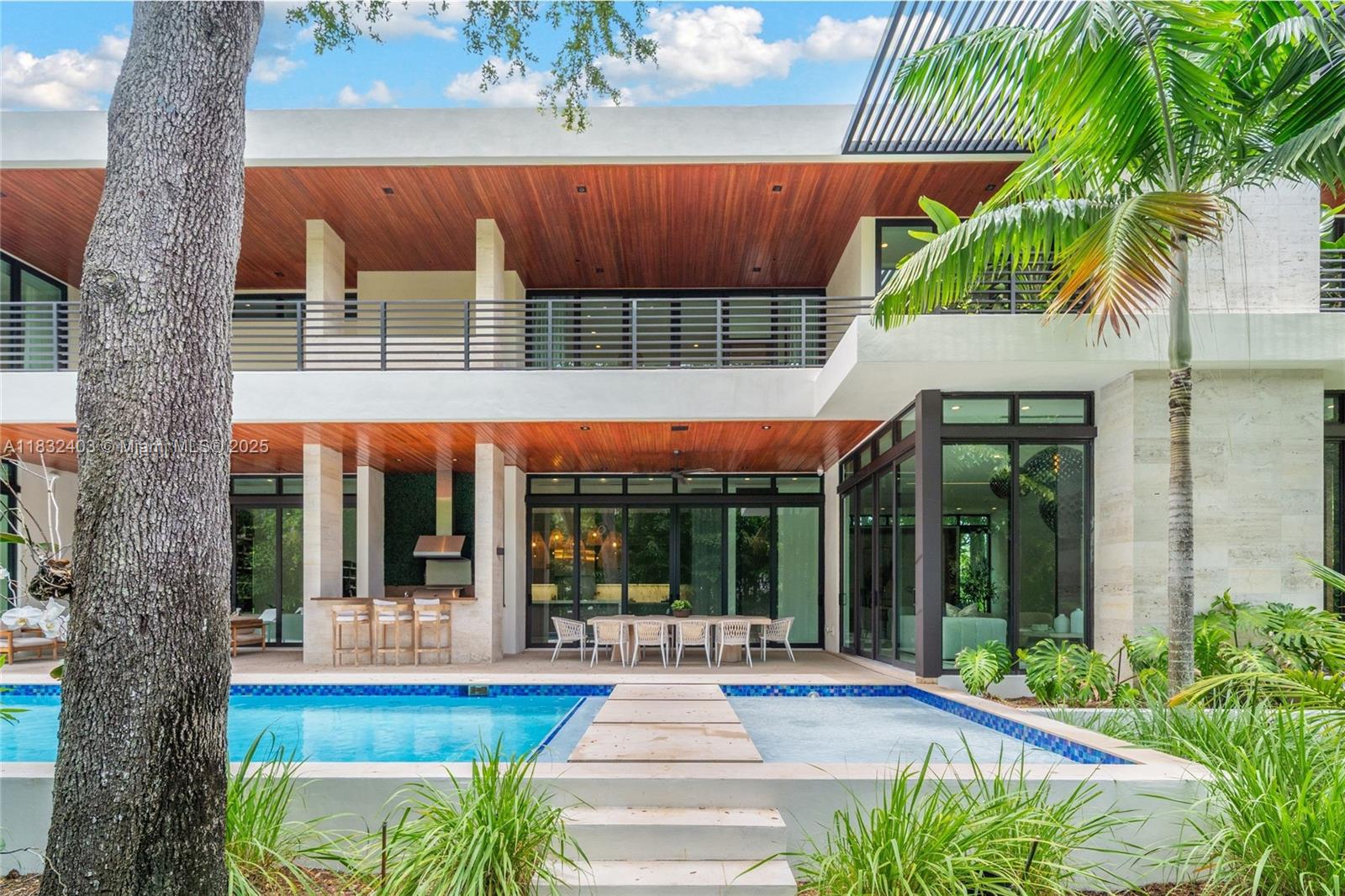 7610 SW 48th Ct Miami, FL 33143 7610 SW 48th Ct Miami, FL 33143