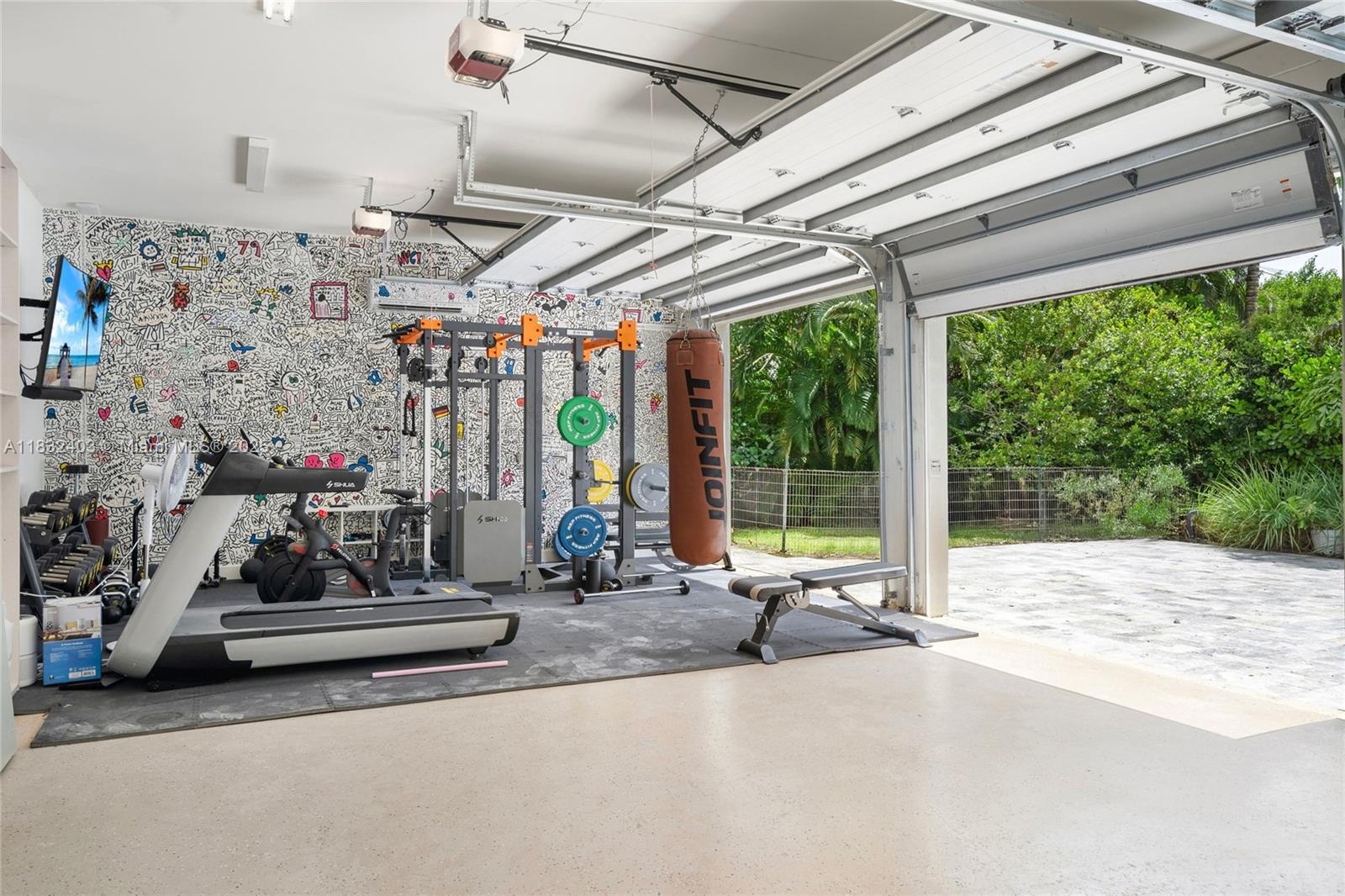 7610 SW 48th Ct Miami, FL 33143 7610 SW 48th Ct Miami, FL 33143