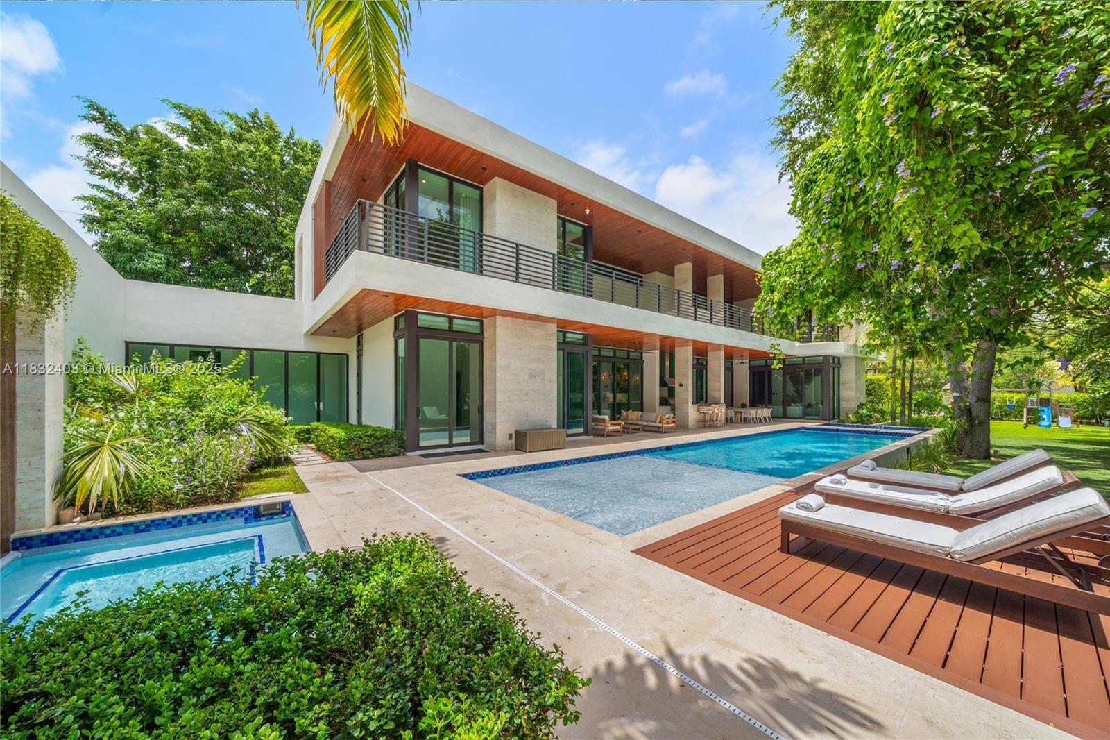 7610 SW 48th Ct Miami, FL 33143 7610 SW 48th Ct Miami, FL 33143