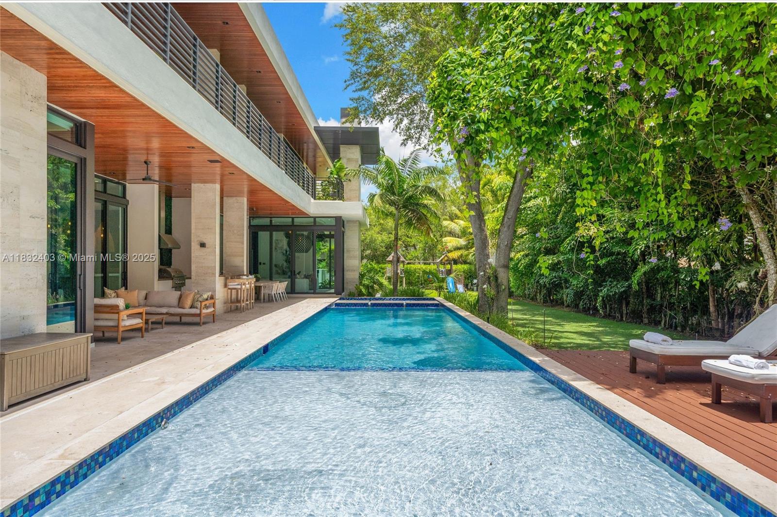 7610 SW 48th Ct Miami, FL 33143 7610 SW 48th Ct Miami, FL 33143