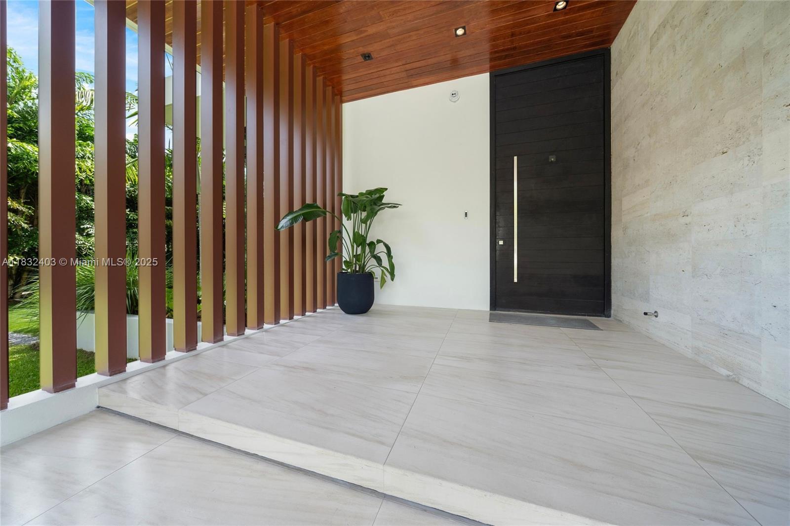 7610 SW 48th Ct Miami, FL 33143 7610 SW 48th Ct Miami, FL 33143