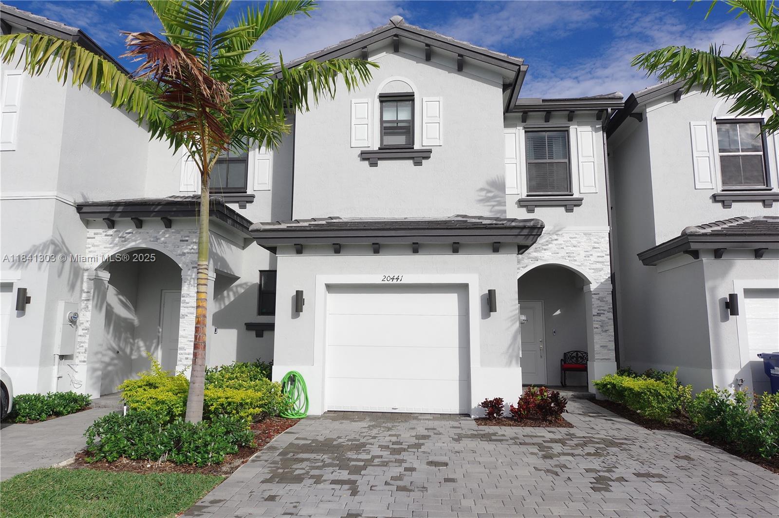 20441 NW 4th Ct