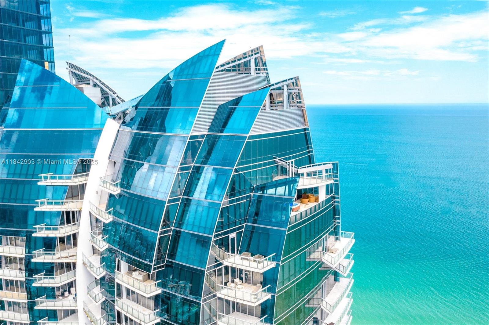 17121 Collins Ave #4803