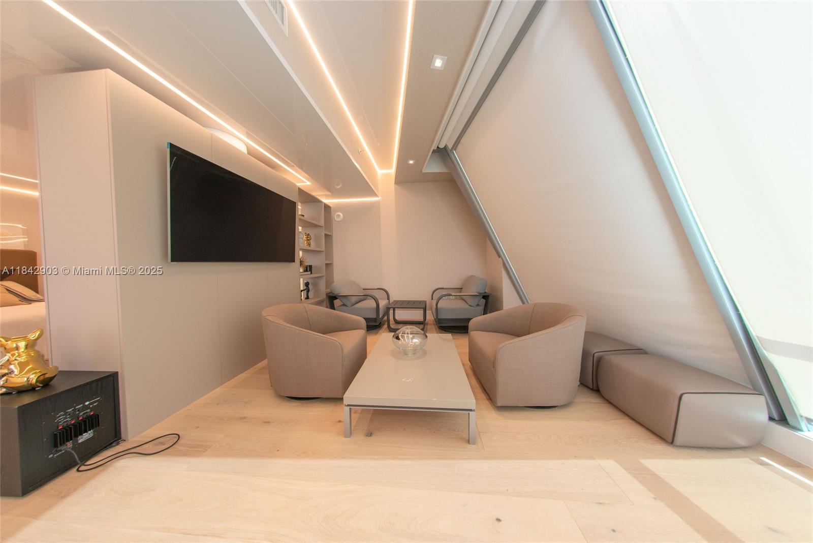 image Jade Ocean31