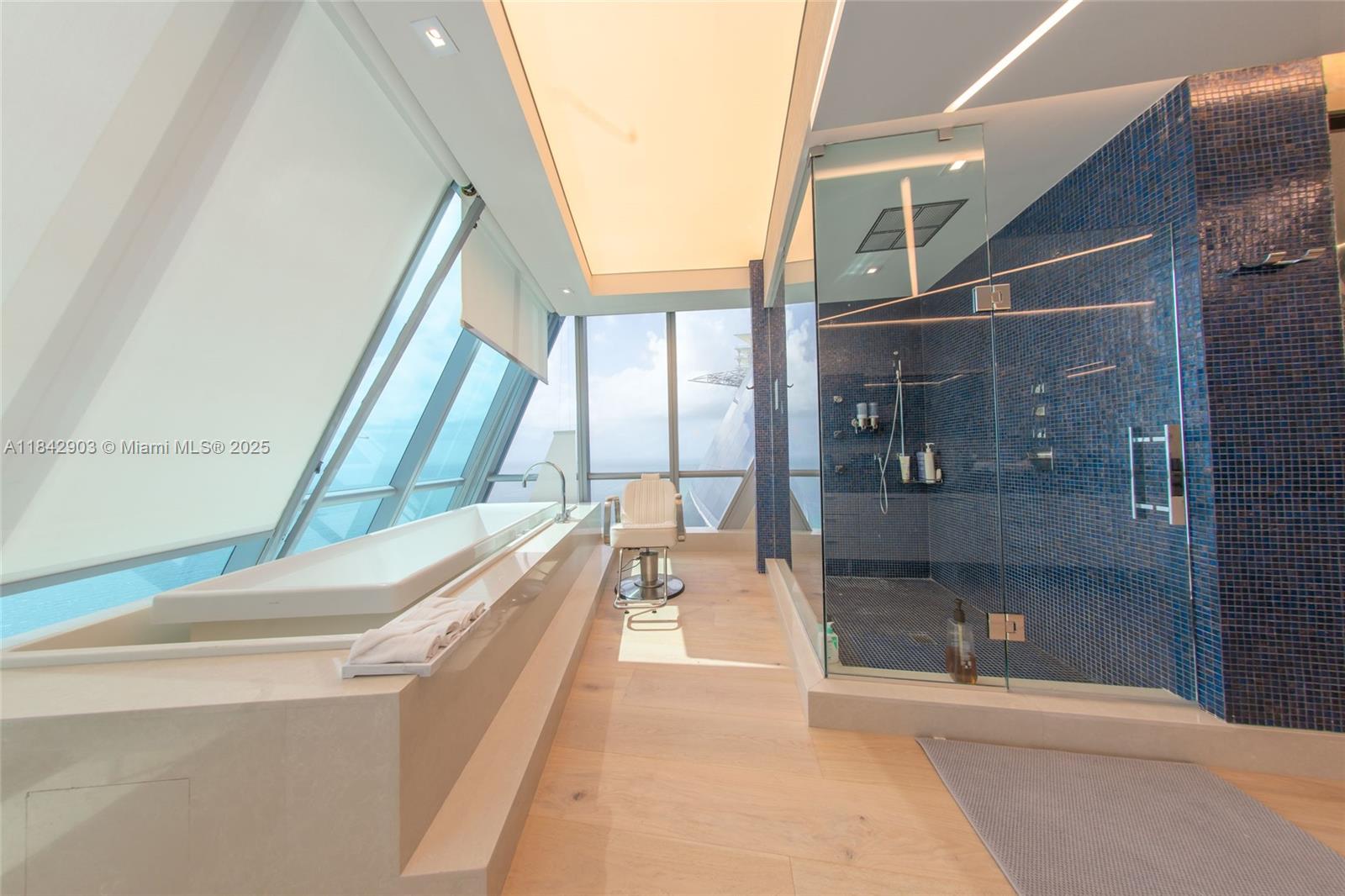 image Jade Ocean35