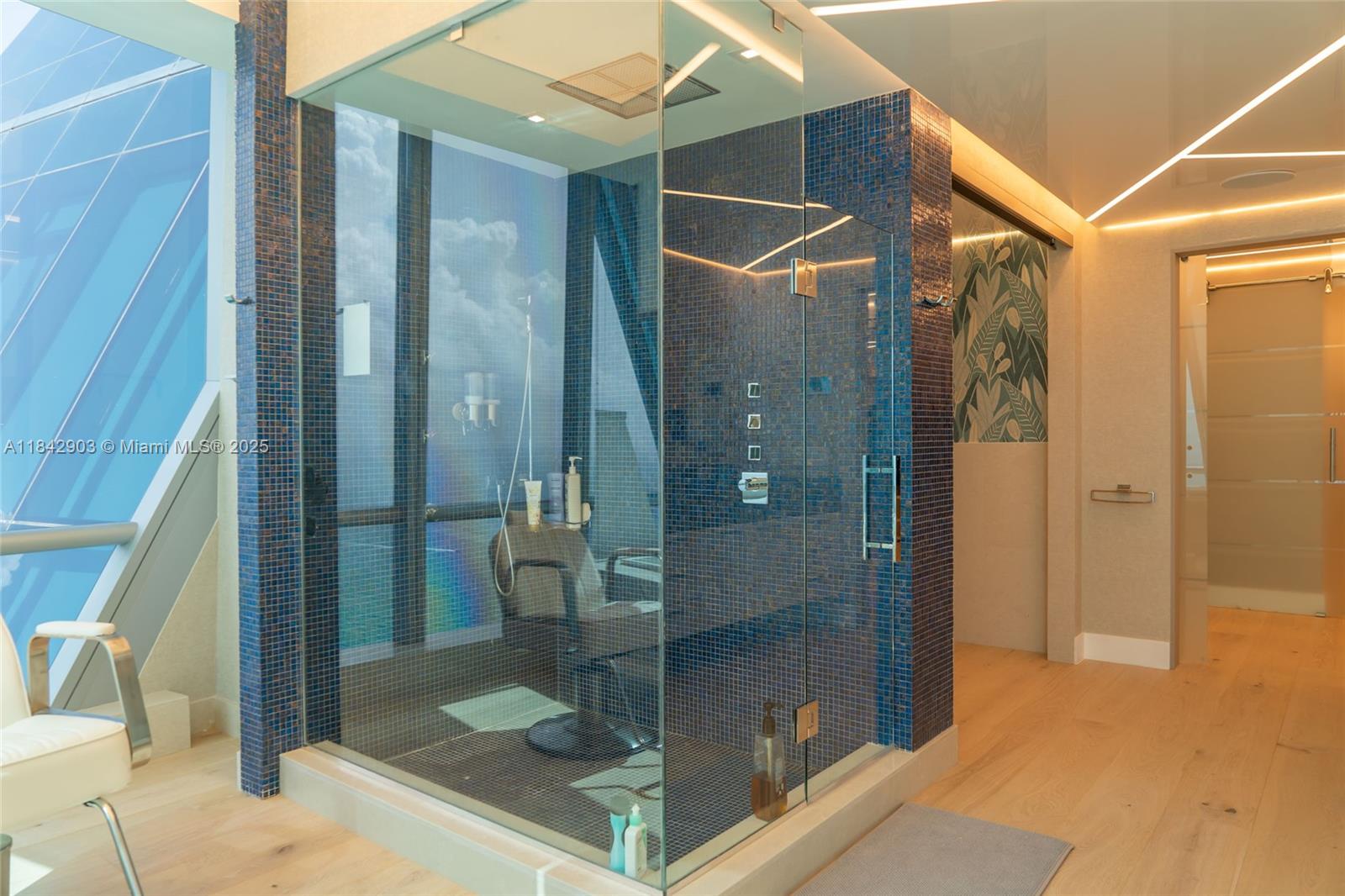 image Jade Ocean49