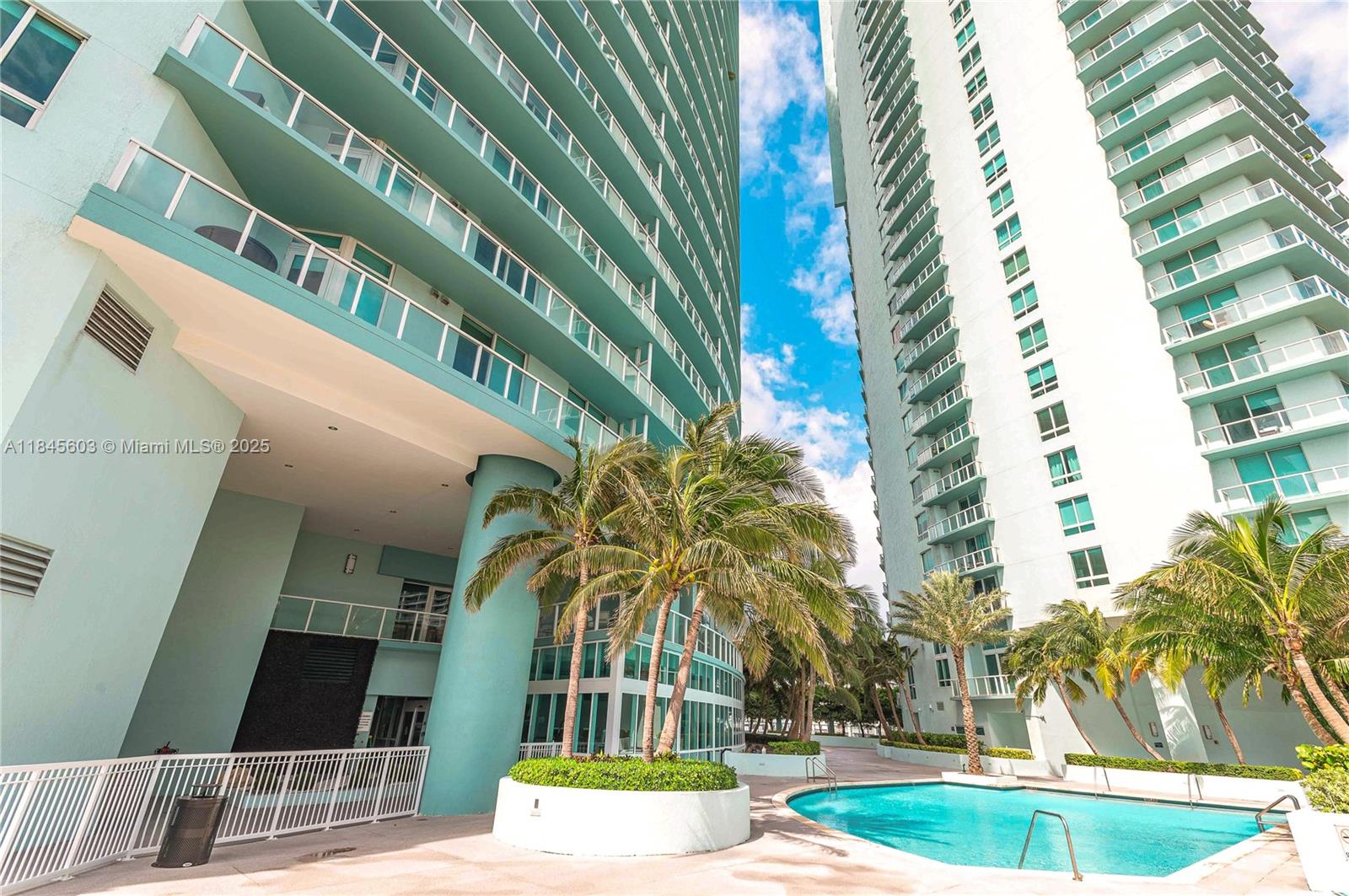 image Quantum On The Bay Condo25