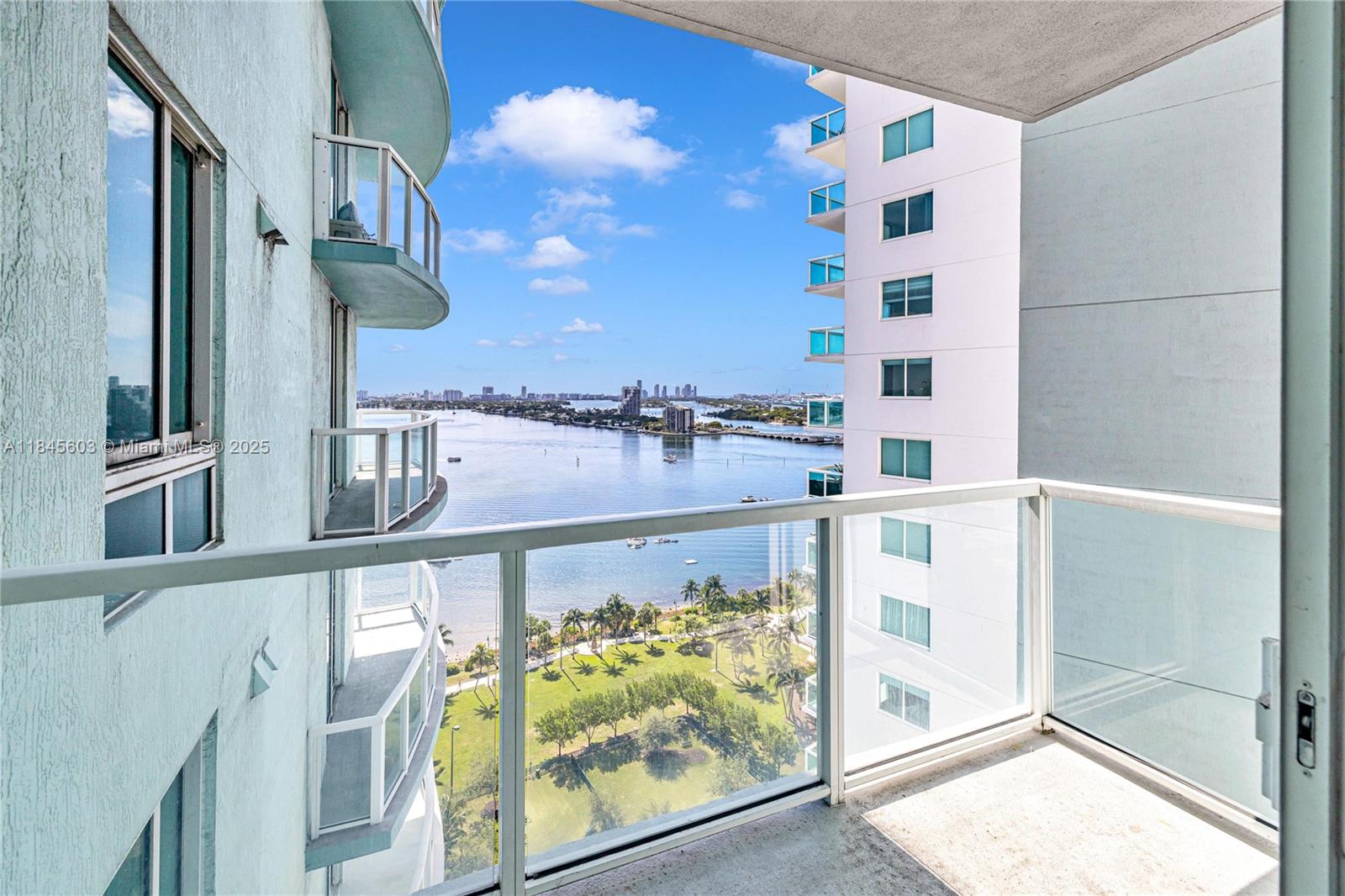 image Quantum On The Bay Condo6