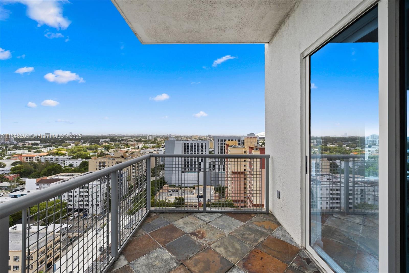 image Neo Condo16