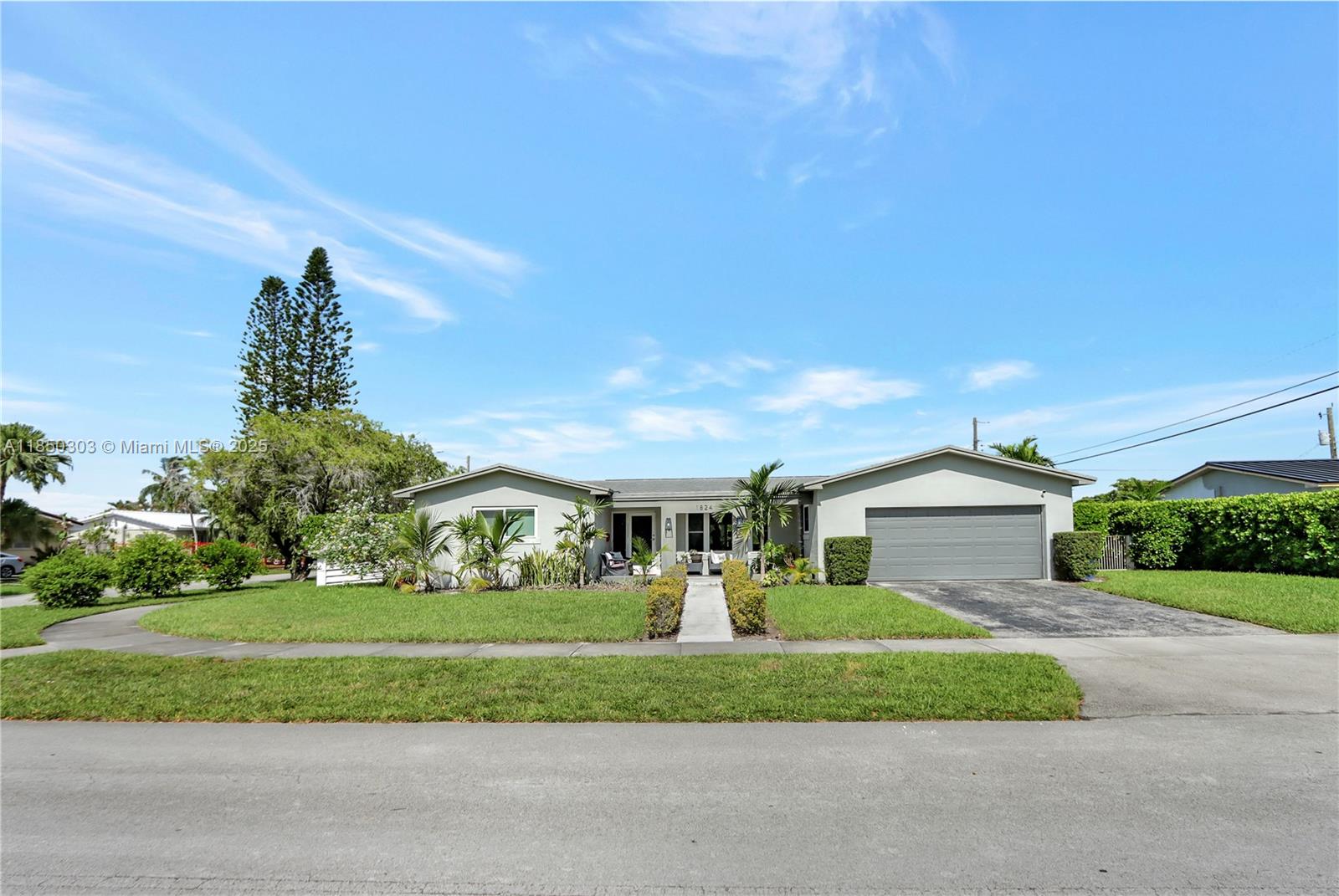 1824 SW 100th Ave