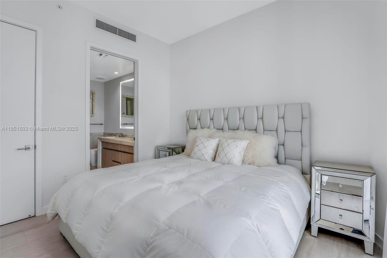 image Park Grove Club Resideces11