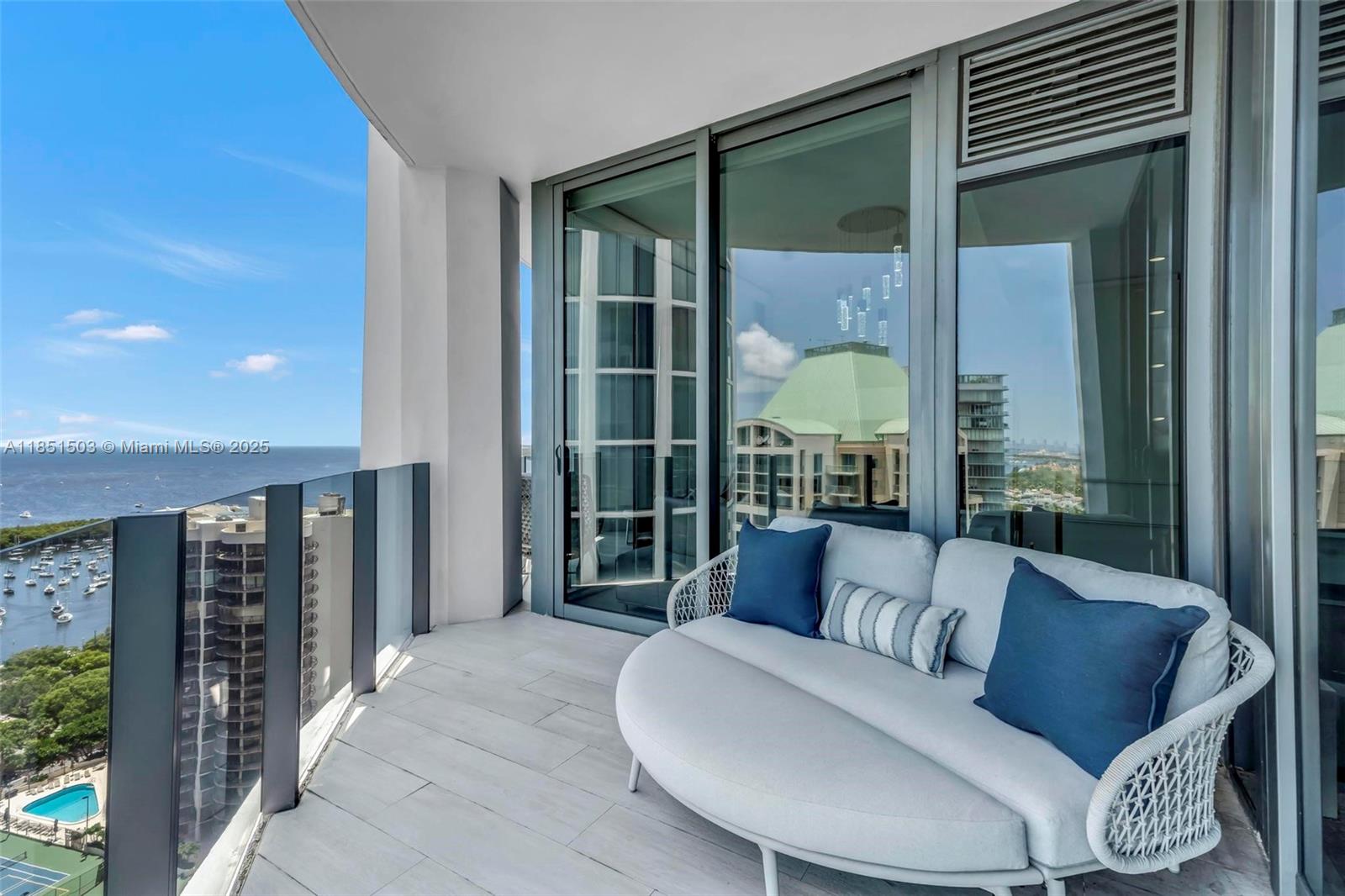 image Park Grove Club Resideces1