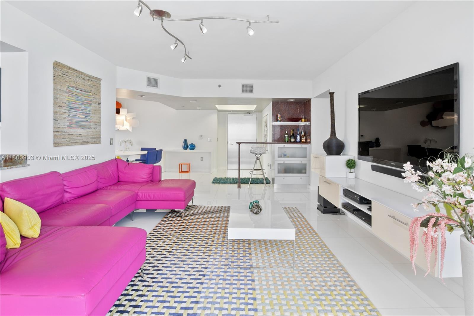 16445 Collins Ave #2228