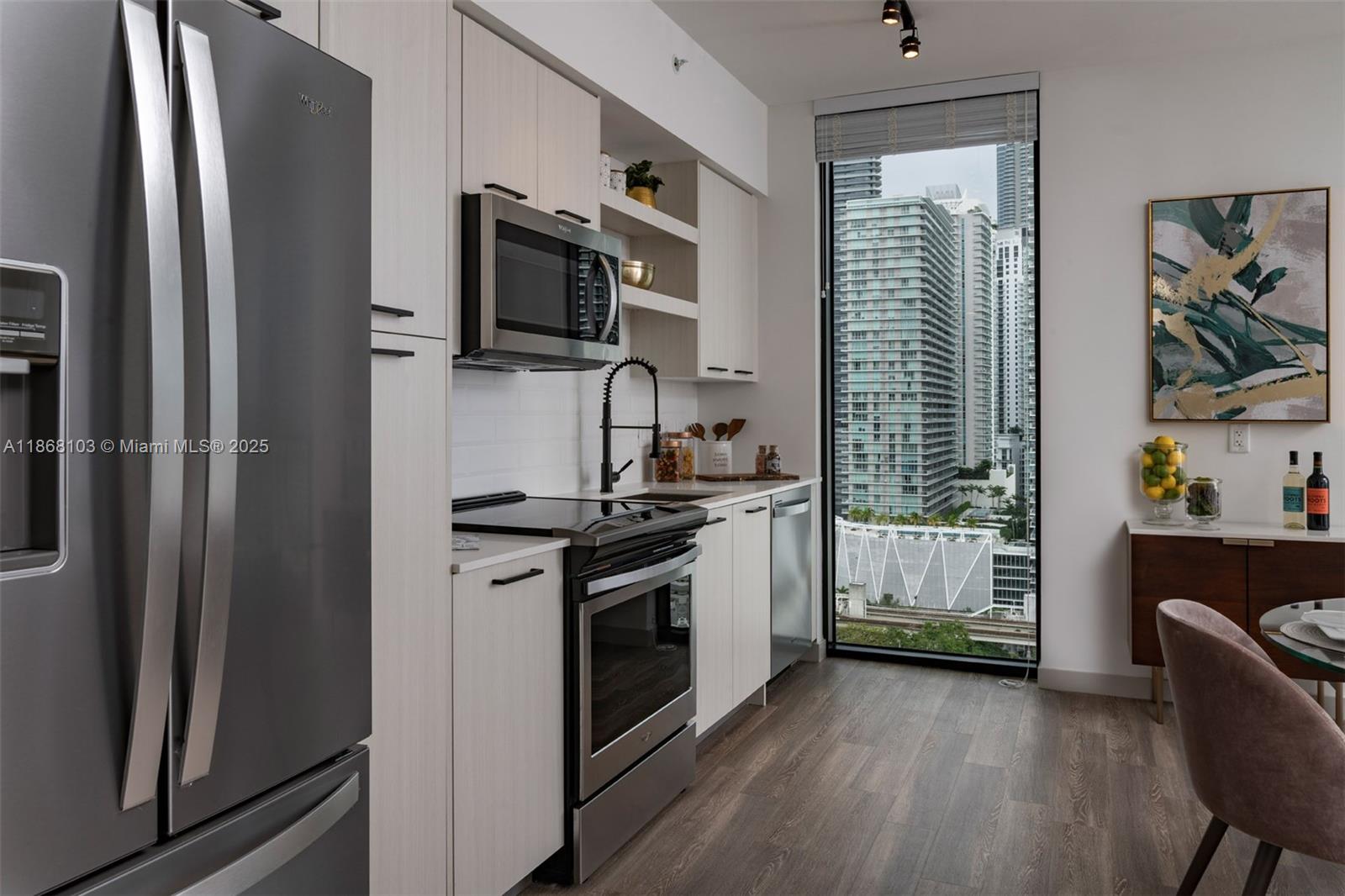 221 SW 12th St #218,Miami, FL 33130