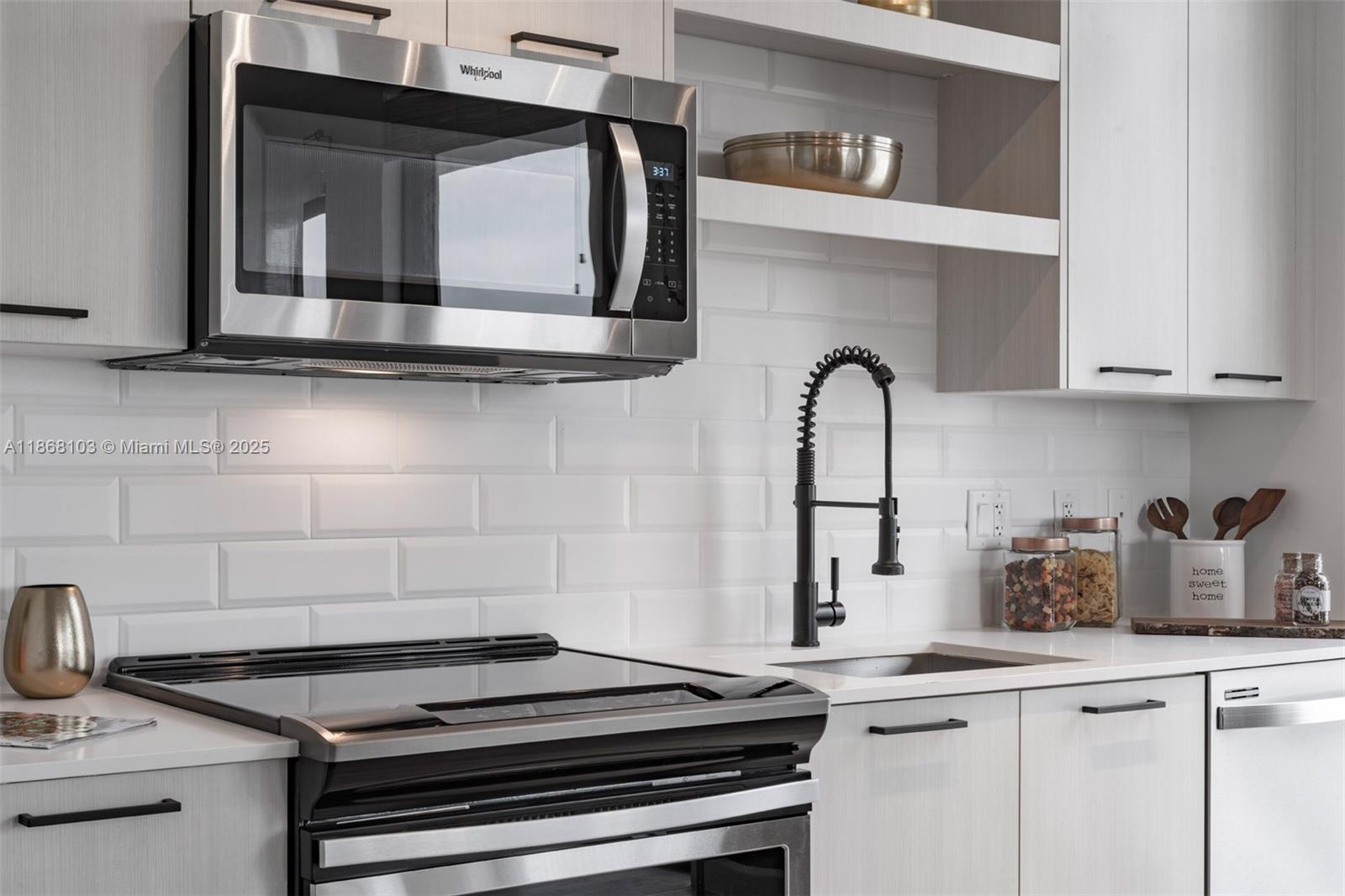 221 SW 12th St #218,Miami, FL 33130