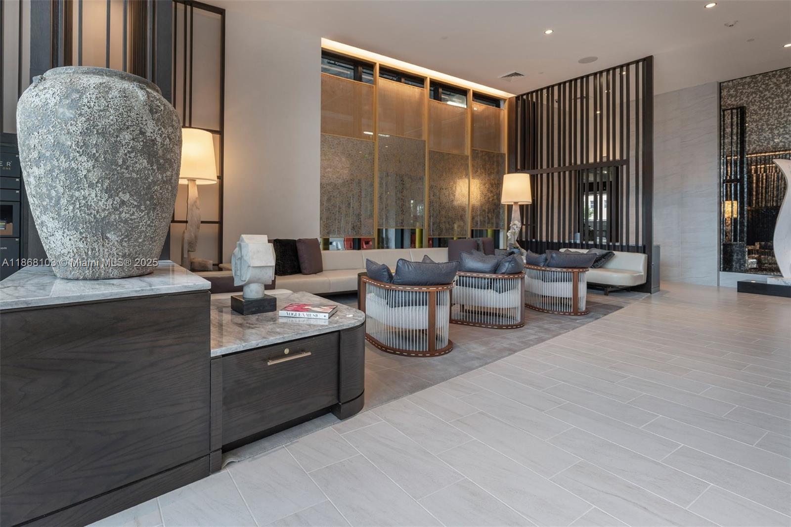 221 SW 12th St #218,Miami, FL 33130