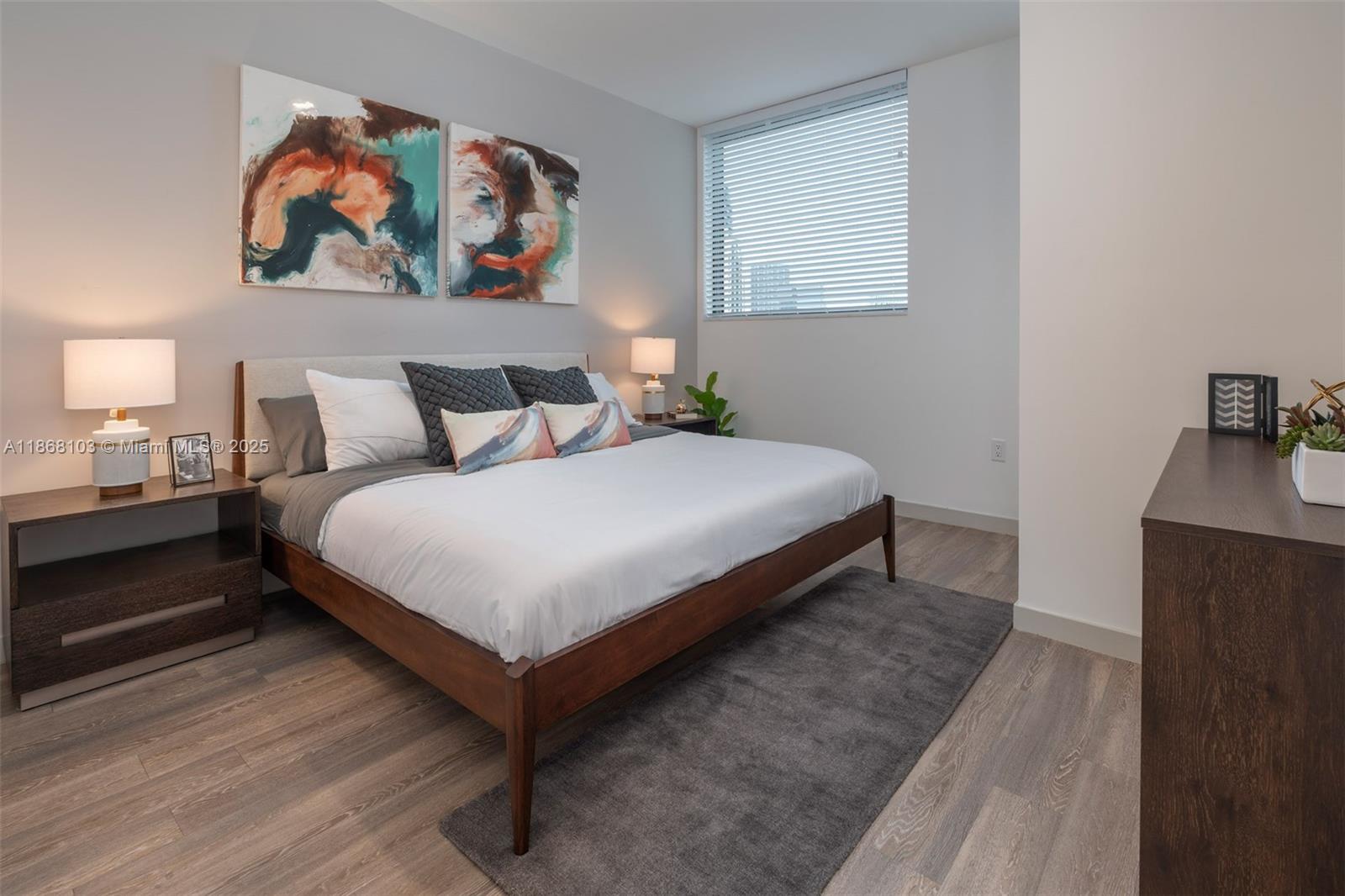 221 SW 12th St #218,Miami, FL 33130