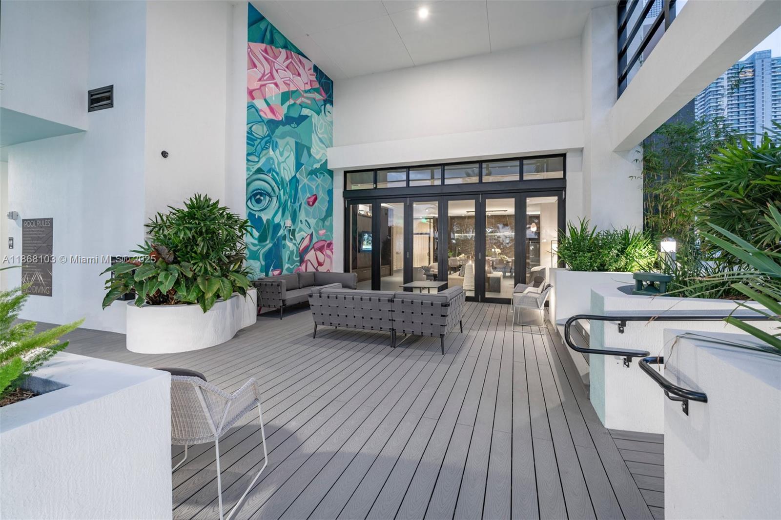 221 SW 12th St #218,Miami, FL 33130