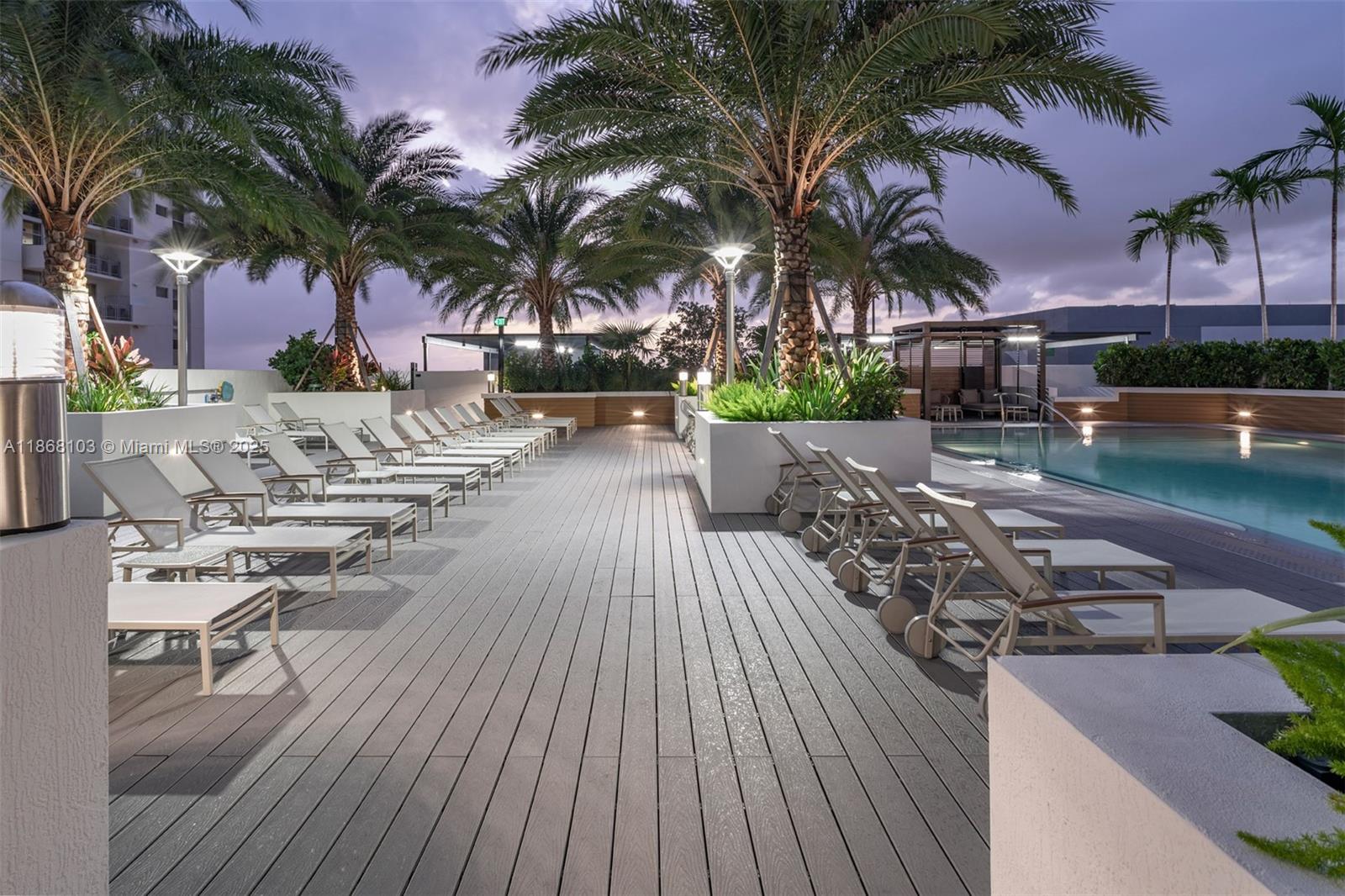 221 SW 12th St #218,Miami, FL 33130