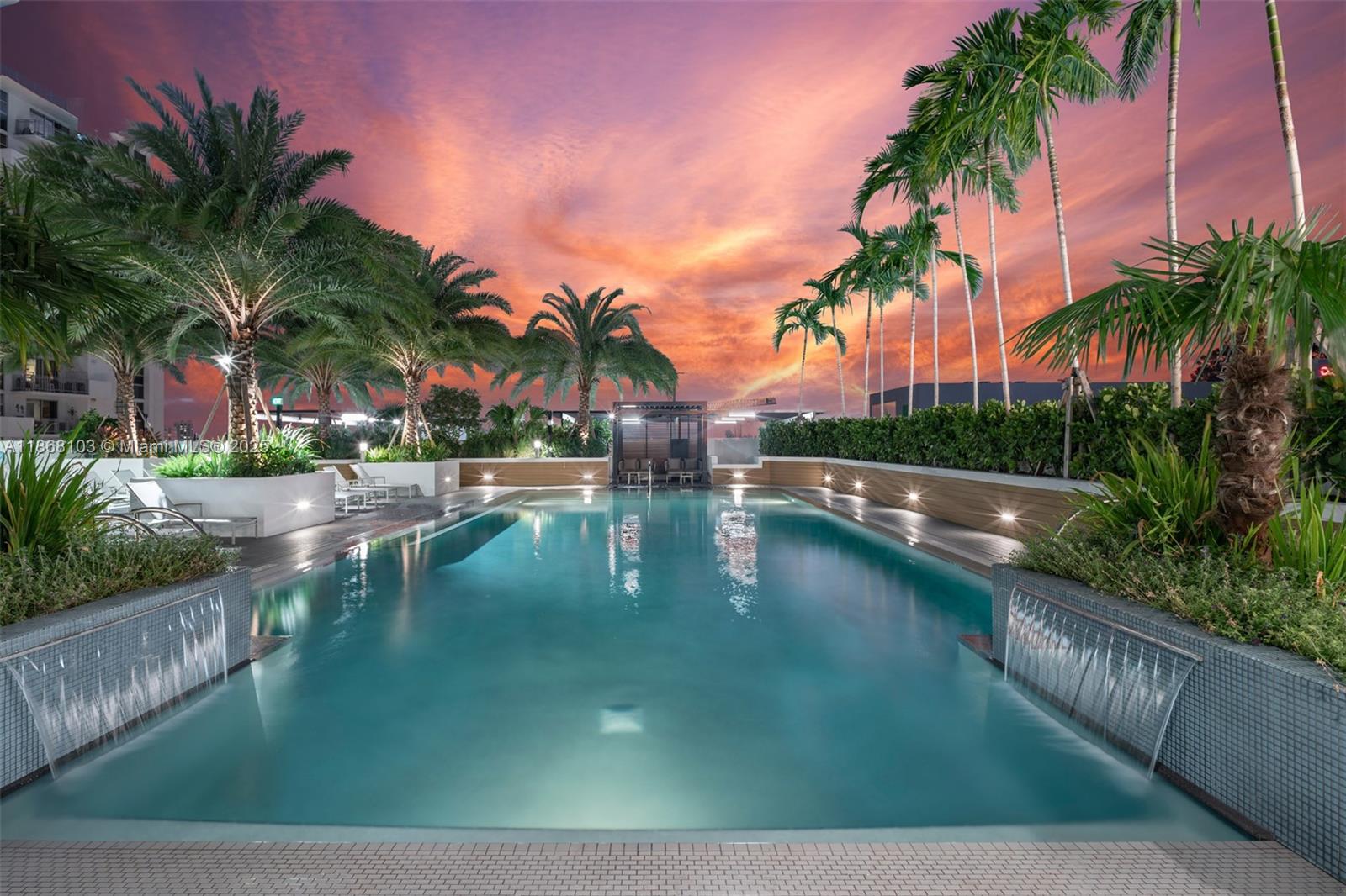 221 SW 12th St #218,Miami, FL 33130