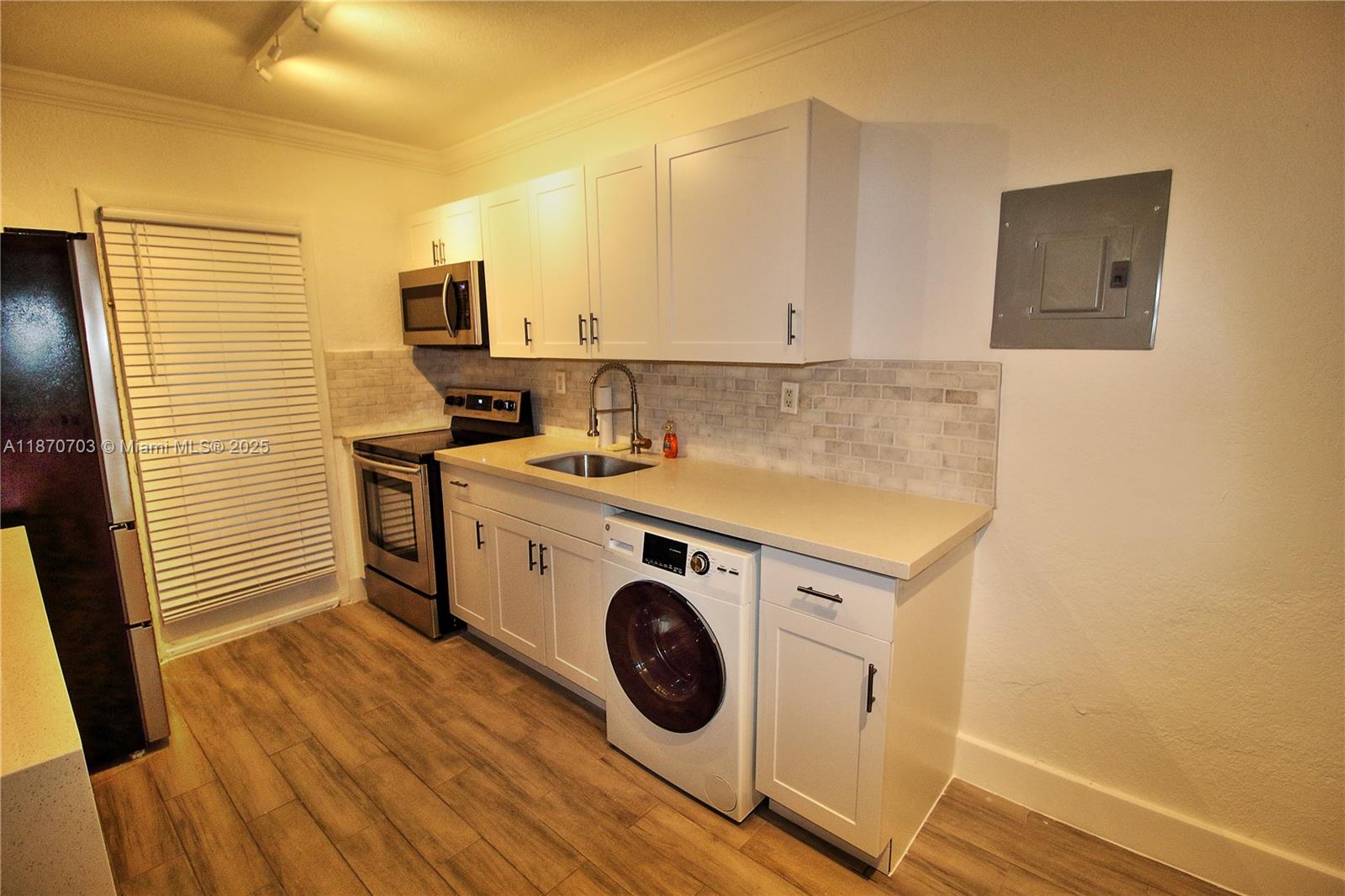 890 NW 45th Ave #4