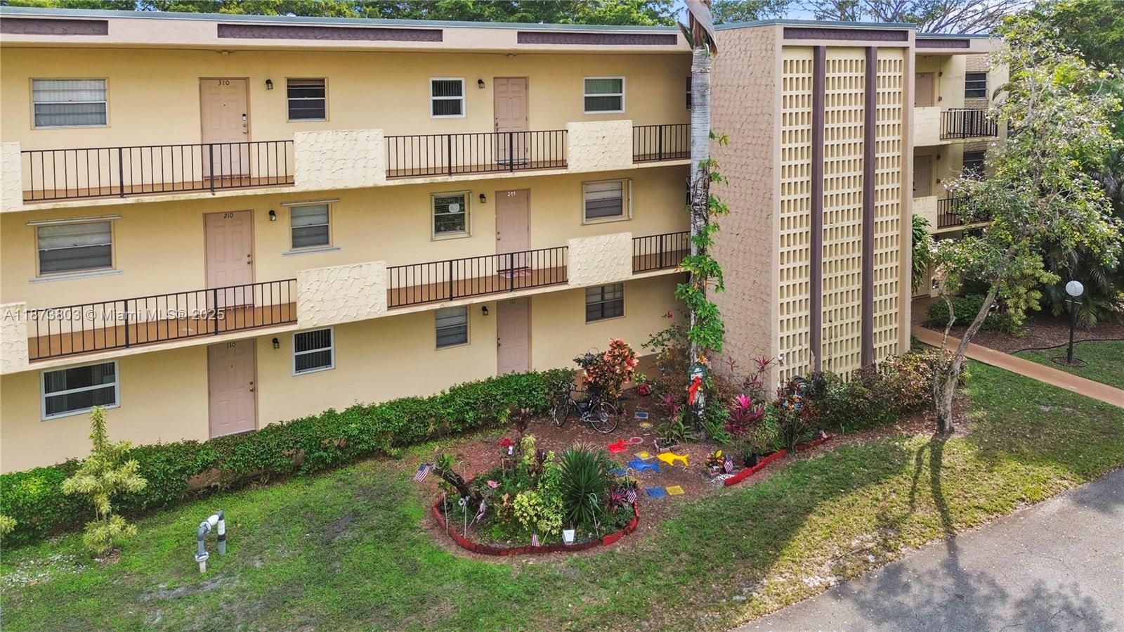 300 Berkley Rd #107