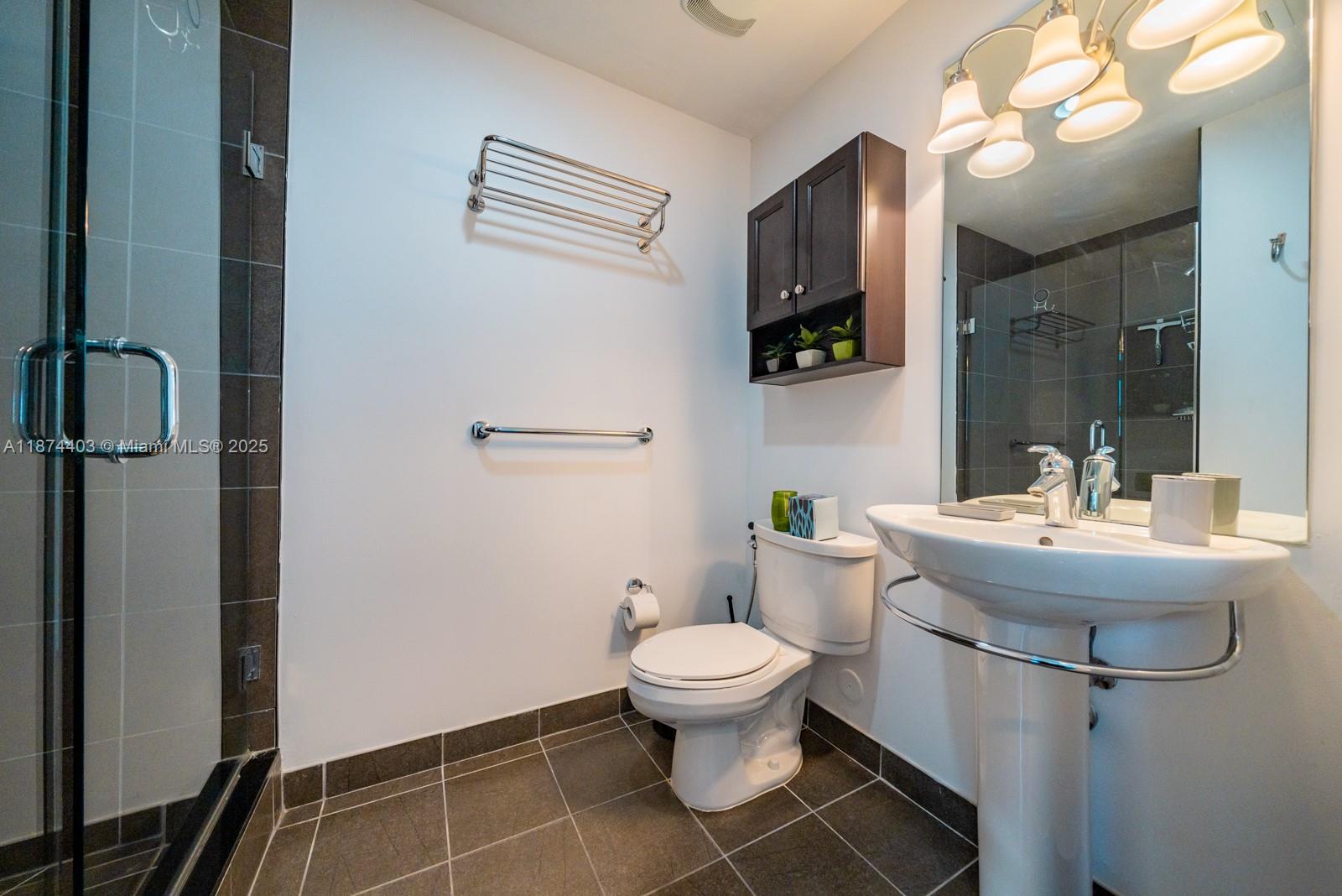 image Met 1 Condo15