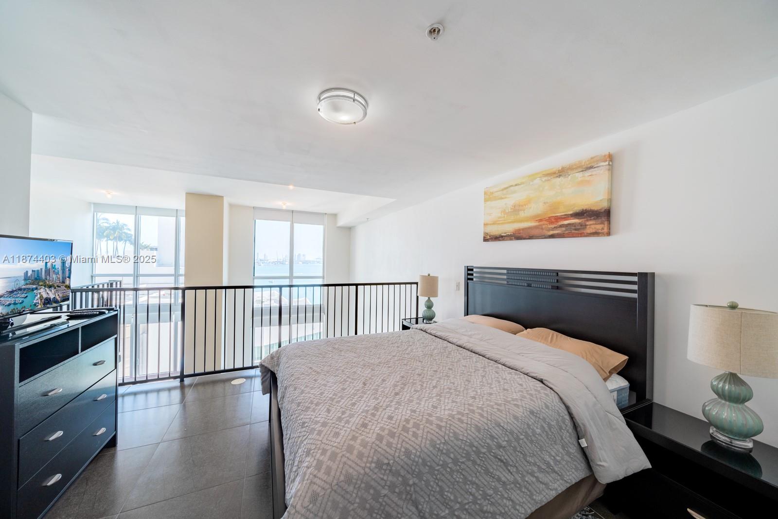 image Met 1 Condo7