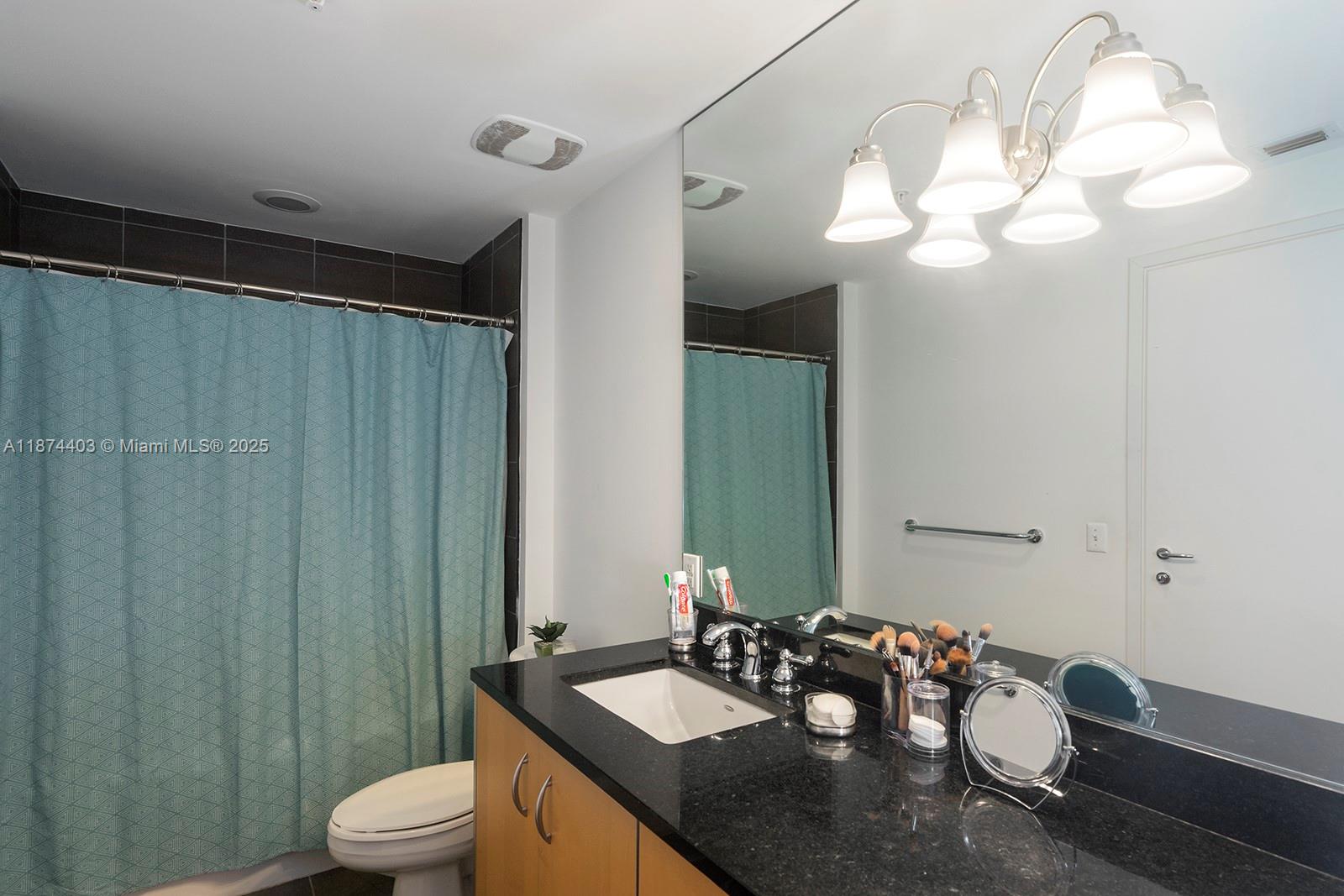 image Met 1 Condo8