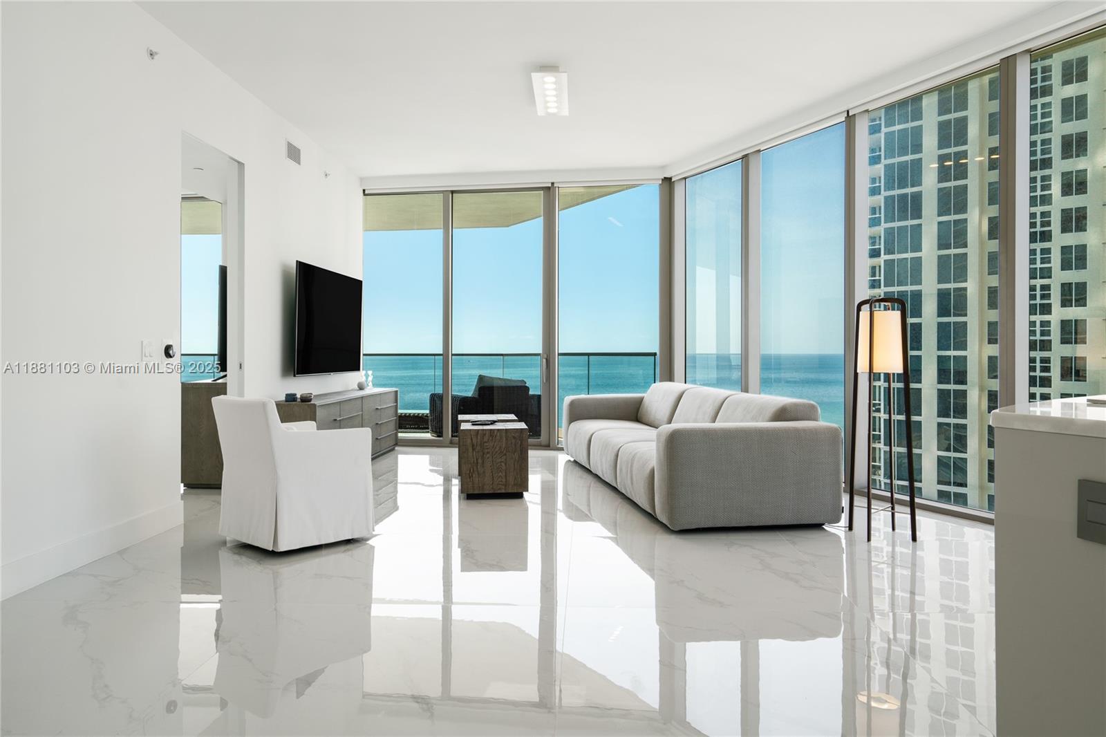 image Armani1