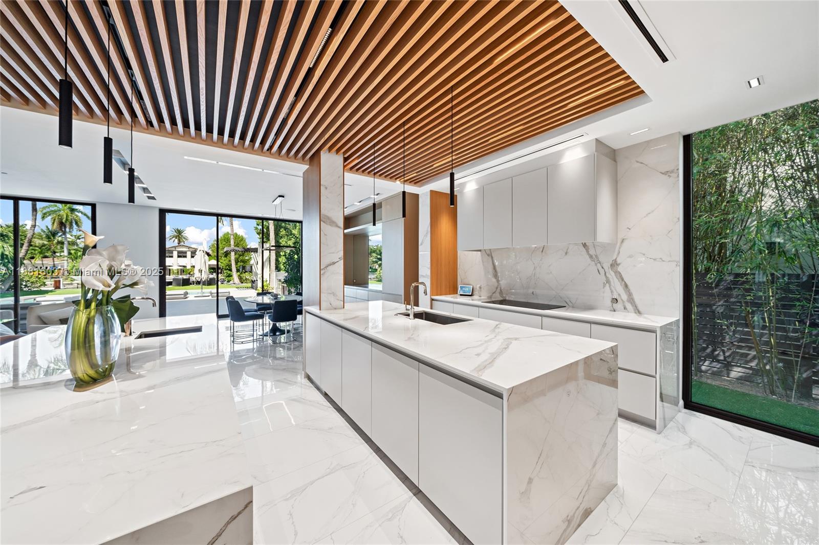 4510 Prairie Ave Miami Beach, FL 33140