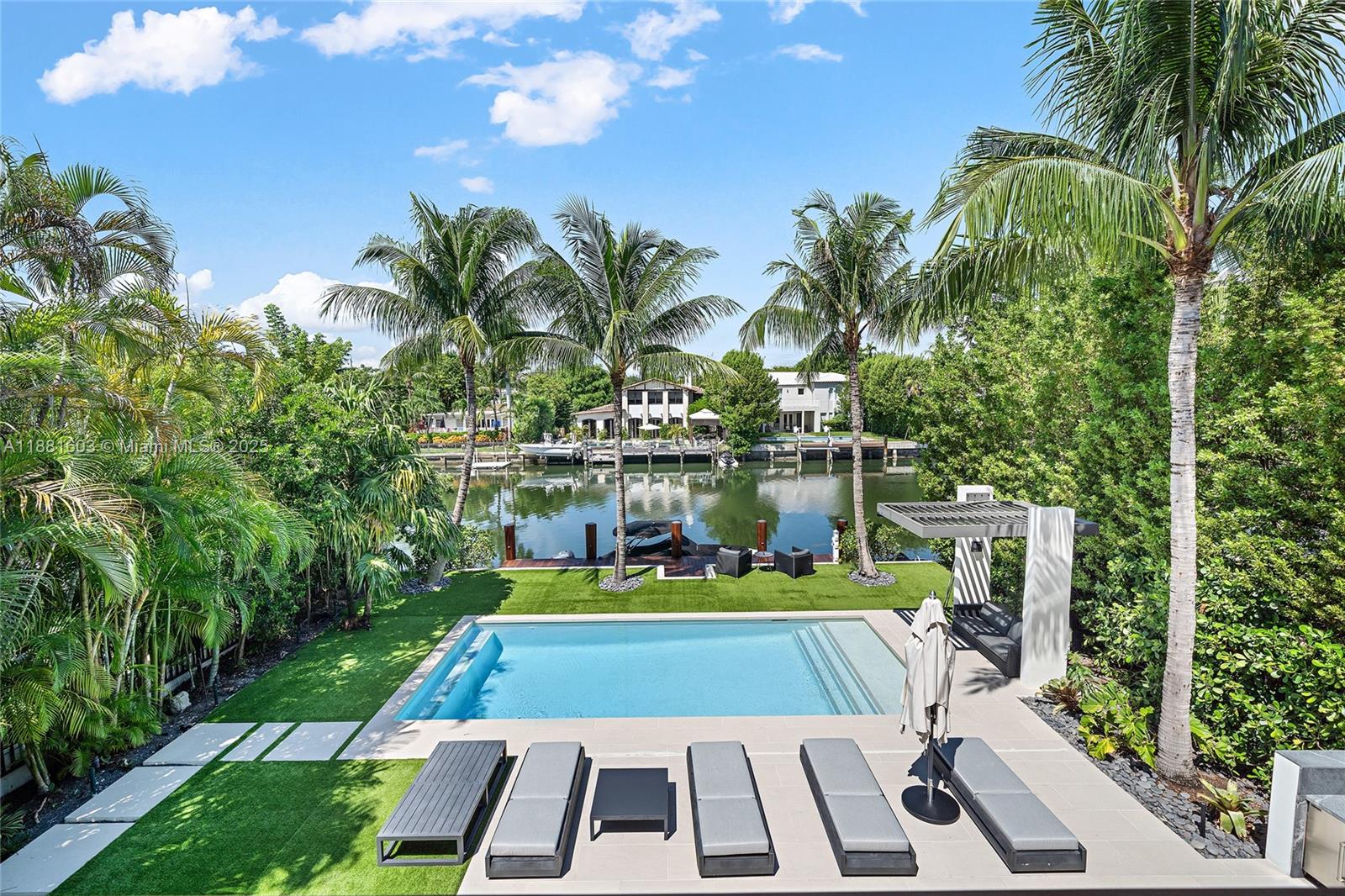 4510 Prairie Ave Miami Beach, FL 33140