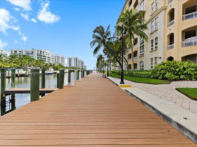 image Alaqua Condo35