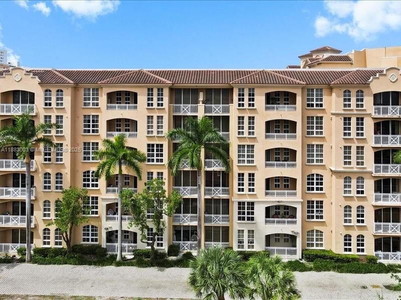 image Alaqua Condo38