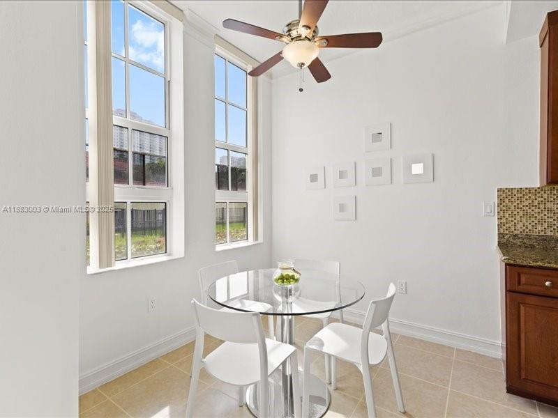 image Alaqua Condo7