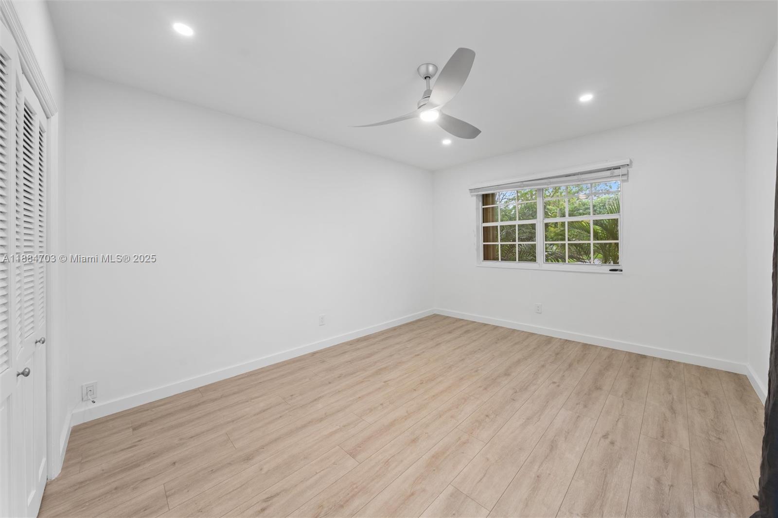 1825 Alamanda Dr North Miami, FL 33181