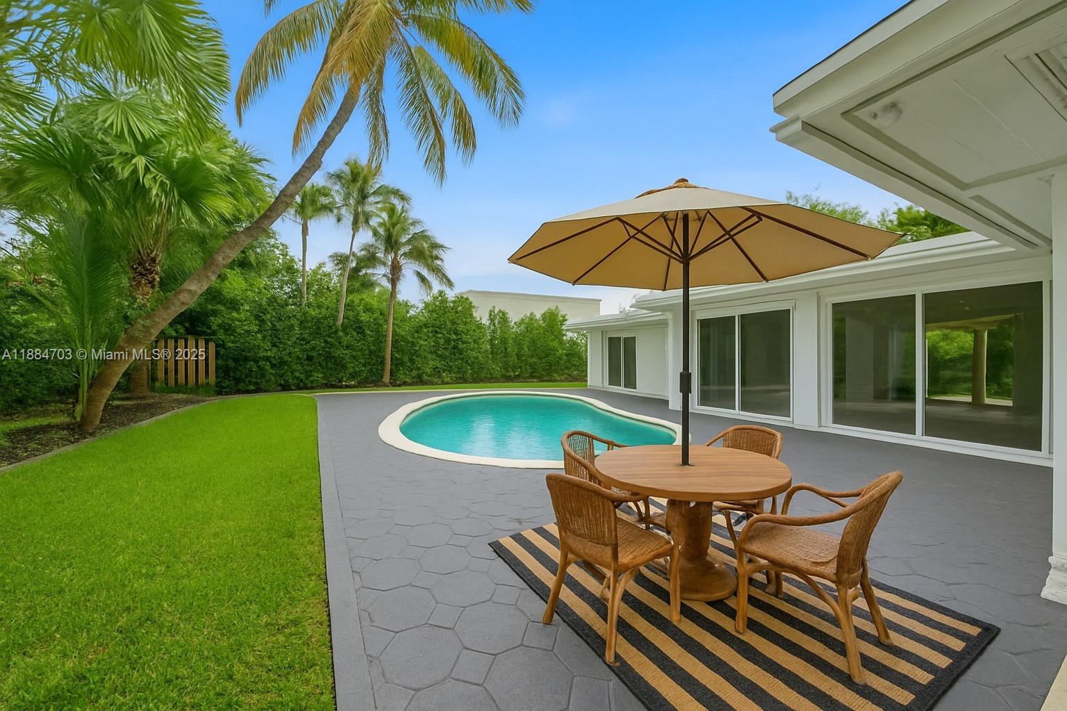 1825 Alamanda Dr North Miami, FL 33181