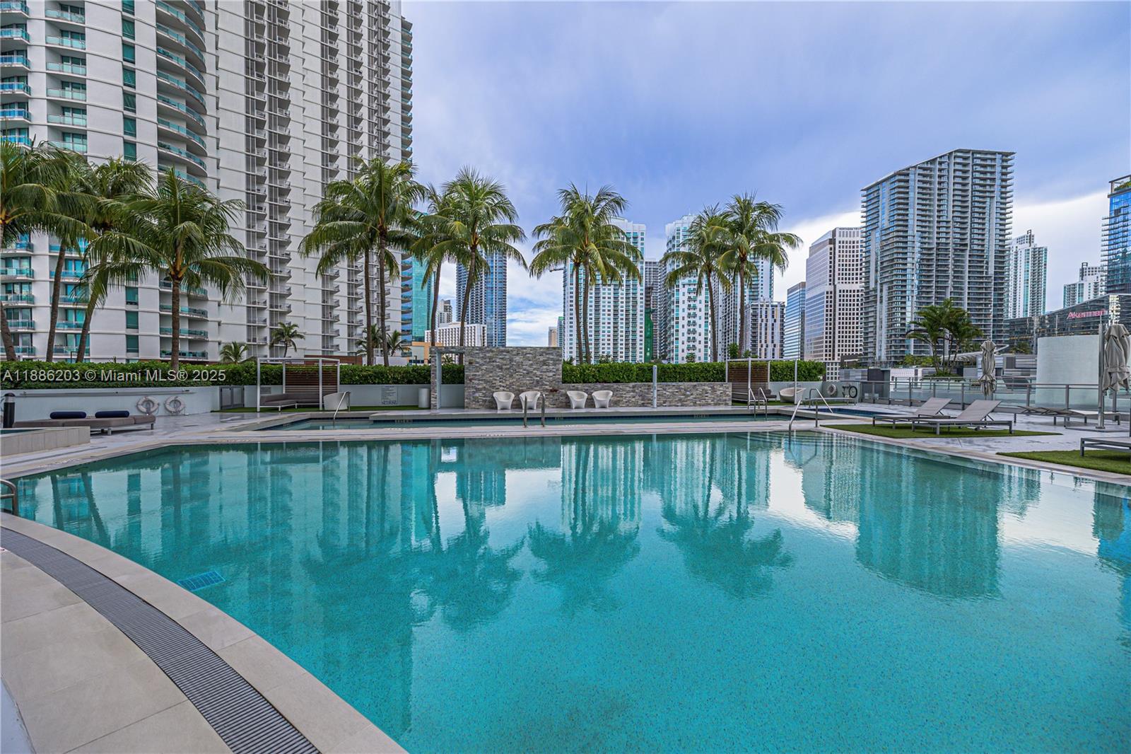 image Ivy Condo32