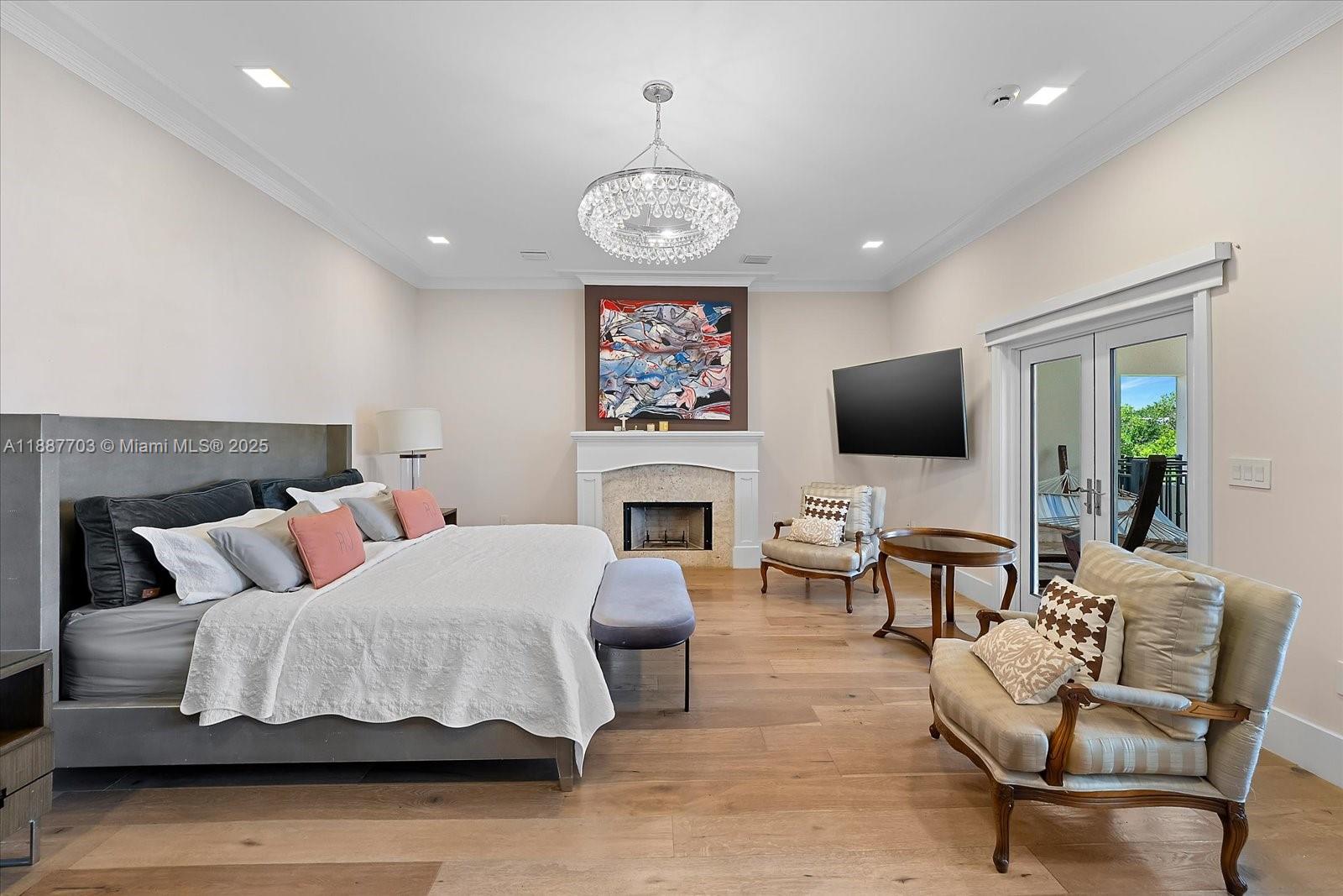 285 Carabela Ct Coral Gables, FL 33143 285 Carabela Ct Coral Gables, FL 33143