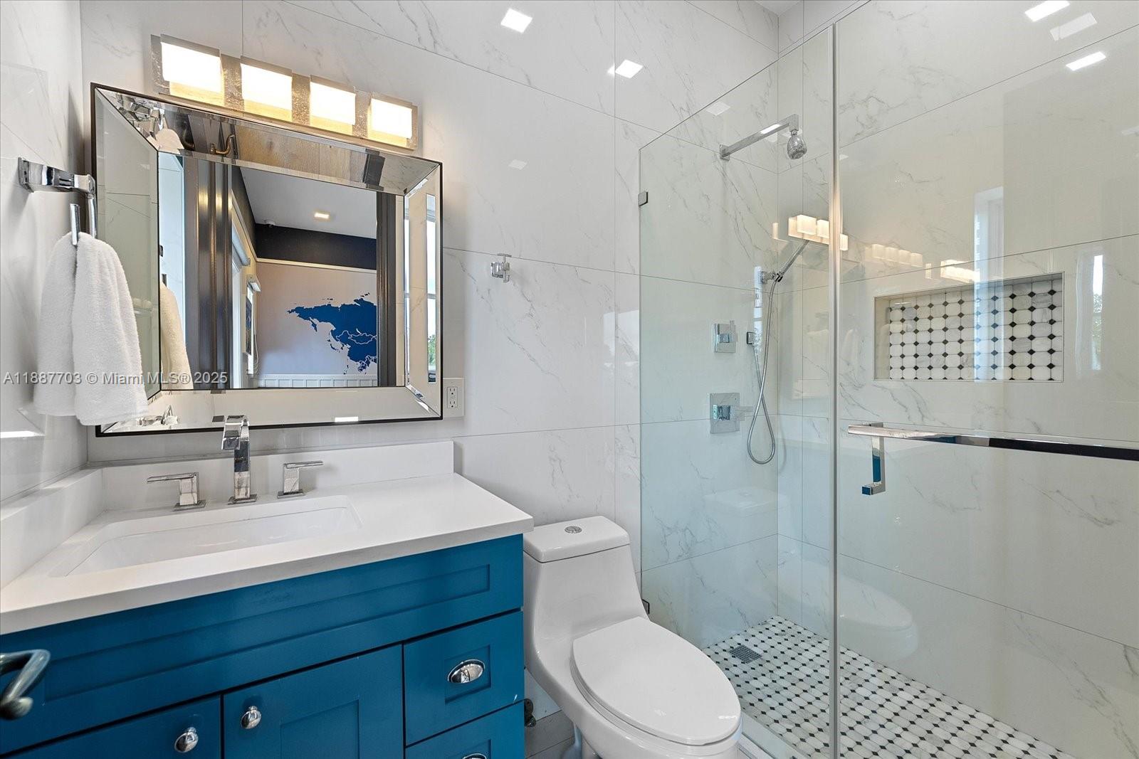 285 Carabela Ct Coral Gables, FL 33143 285 Carabela Ct Coral Gables, FL 33143