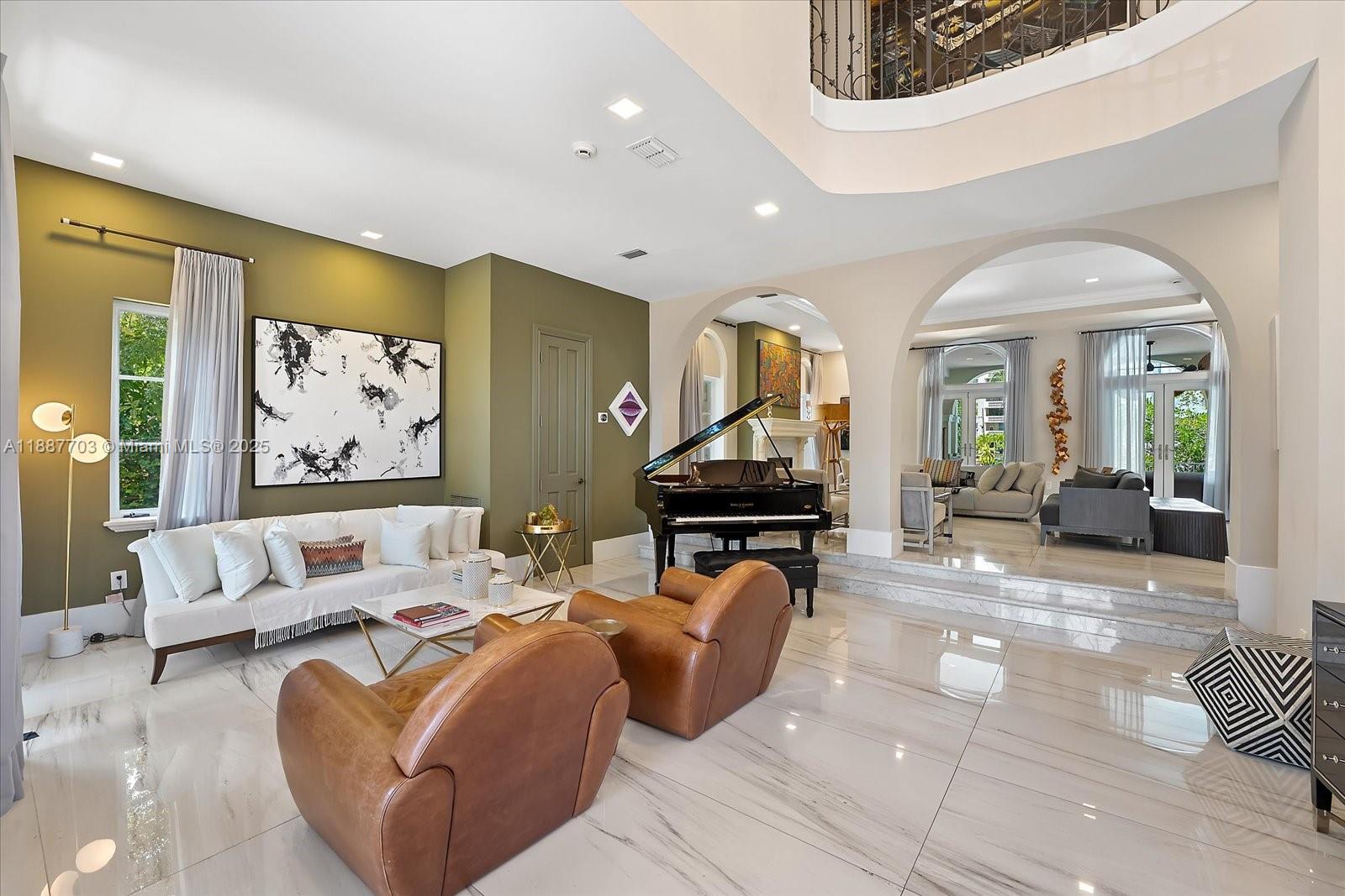 285 Carabela Ct Coral Gables, FL 33143 285 Carabela Ct Coral Gables, FL 33143