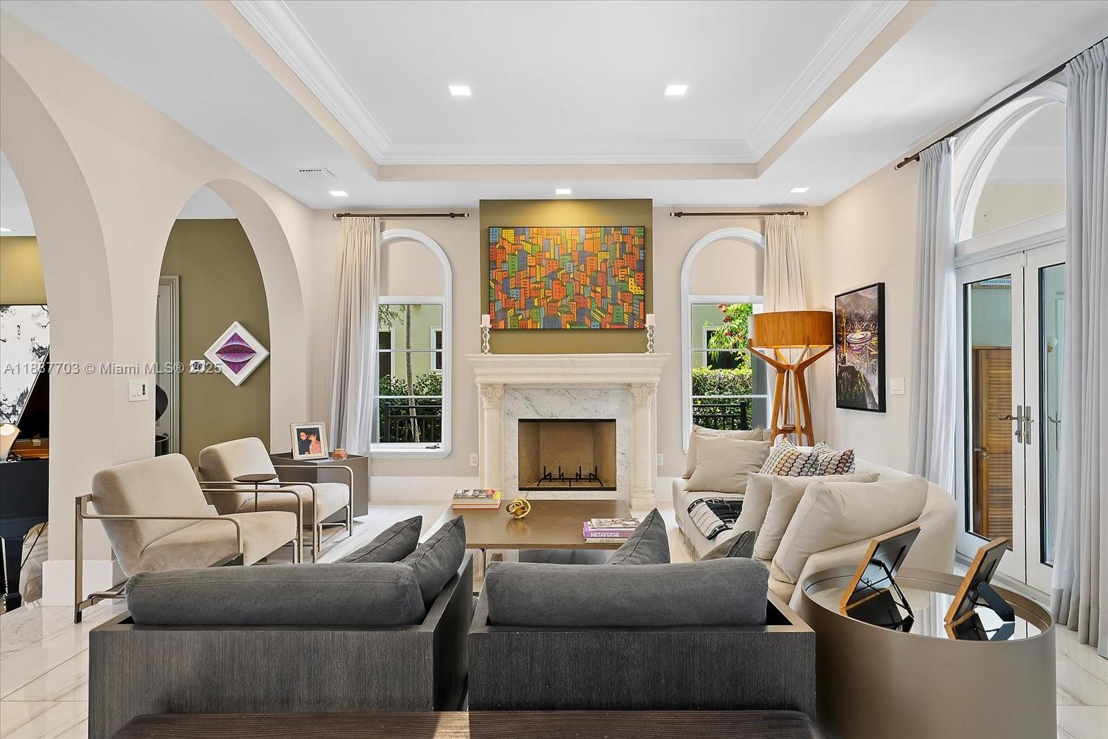 285 Carabela Ct Coral Gables, FL 33143 285 Carabela Ct Coral Gables, FL 33143