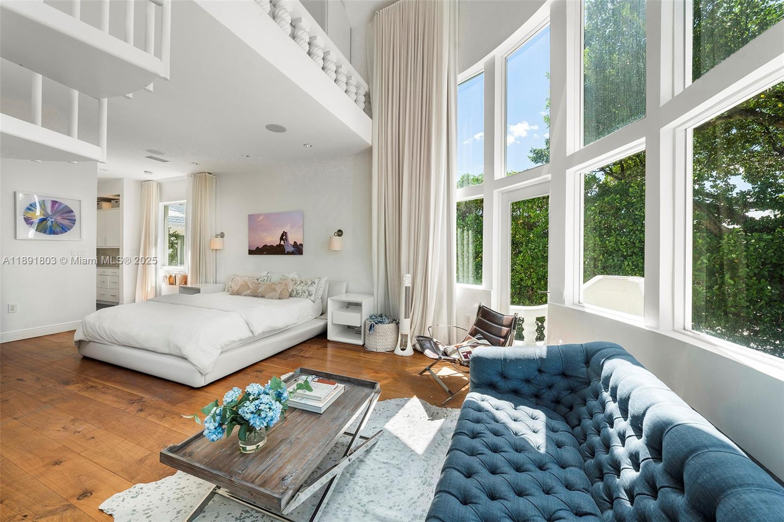 2701 N Bay Rd Miami Beach, FL 33140