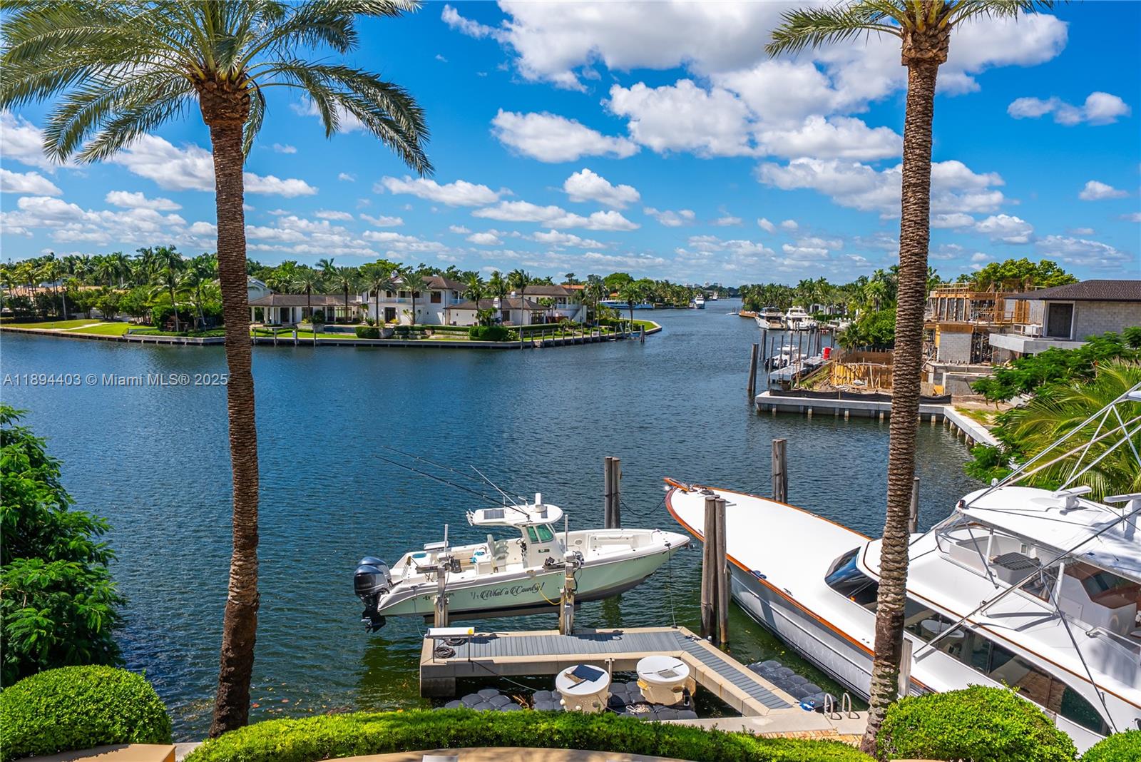 50 Casuarina Concourse Coral Gables, FL 33143 50 Casuarina Concourse Coral Gables, FL 33143