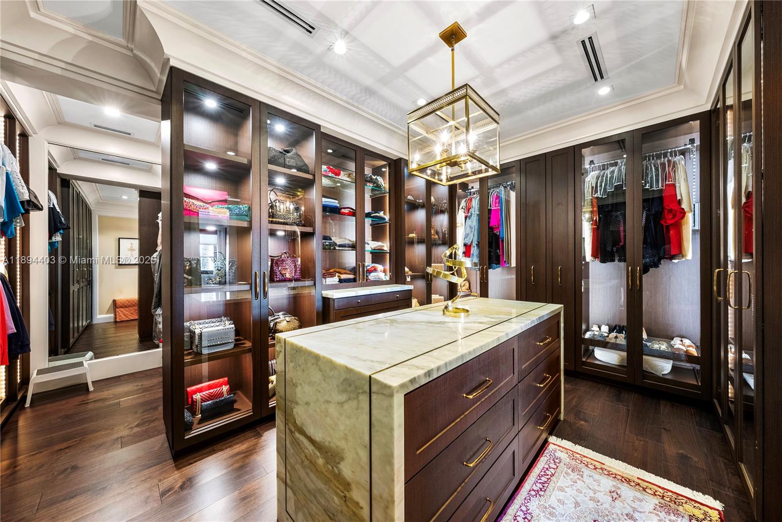 50 Casuarina Concourse Coral Gables, FL 33143 50 Casuarina Concourse Coral Gables, FL 33143